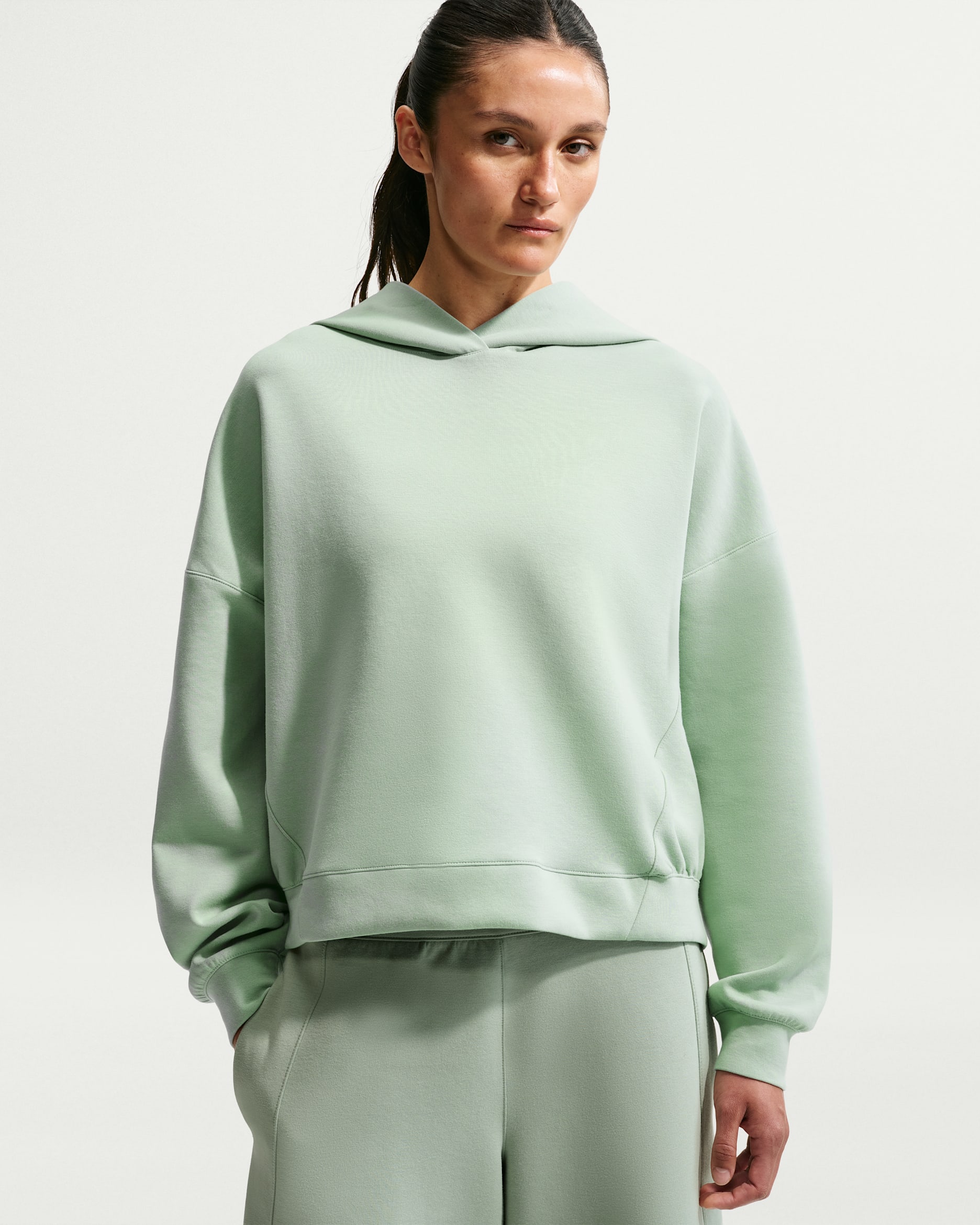 Sudadera con gorro sin cierre para mujer Nike 24.7 ImpossiblySoft - Vapor/Vela/Verde holandés