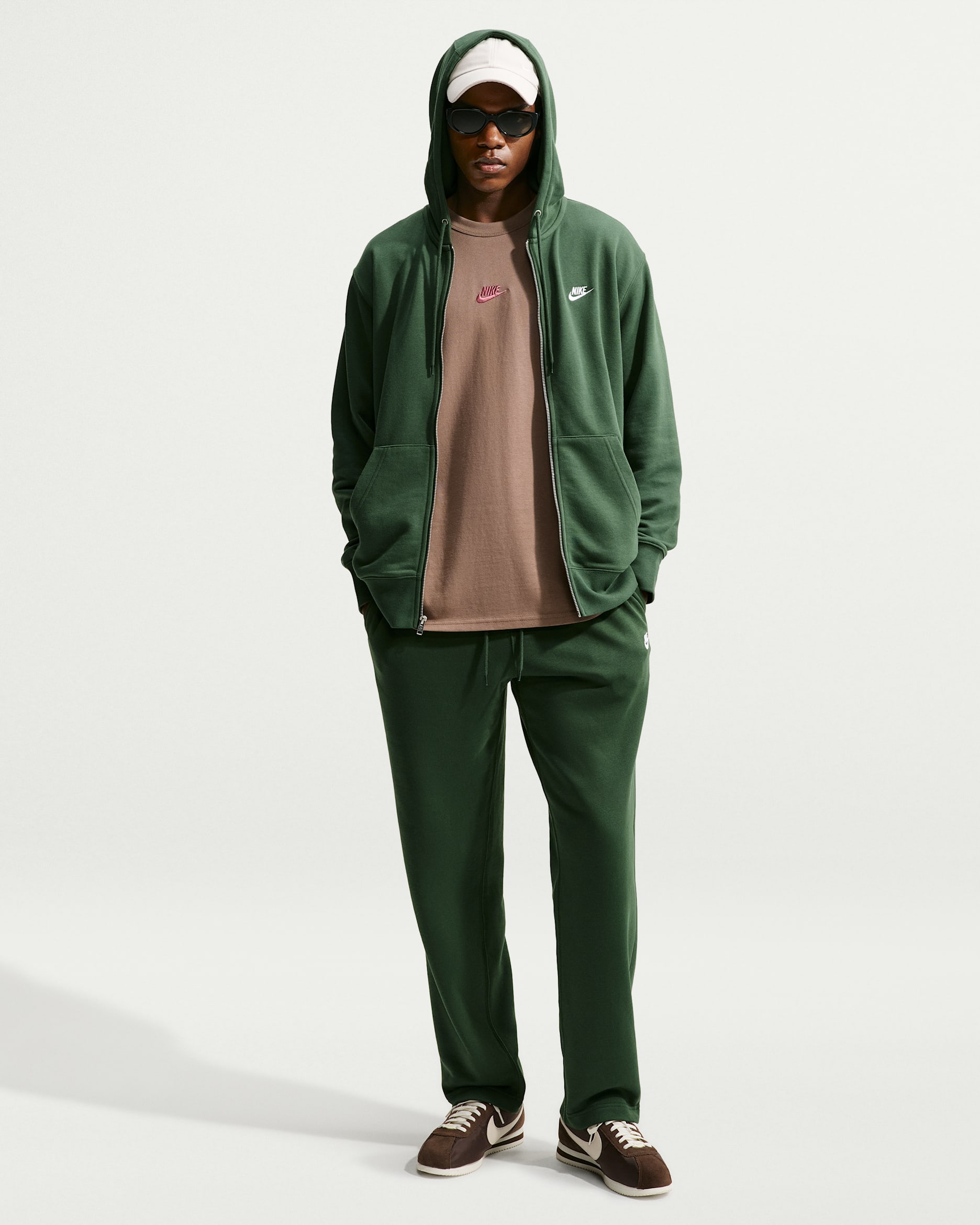 Nike Club Men's Open-Hem Fleece Pants - Fir/Fir/White
