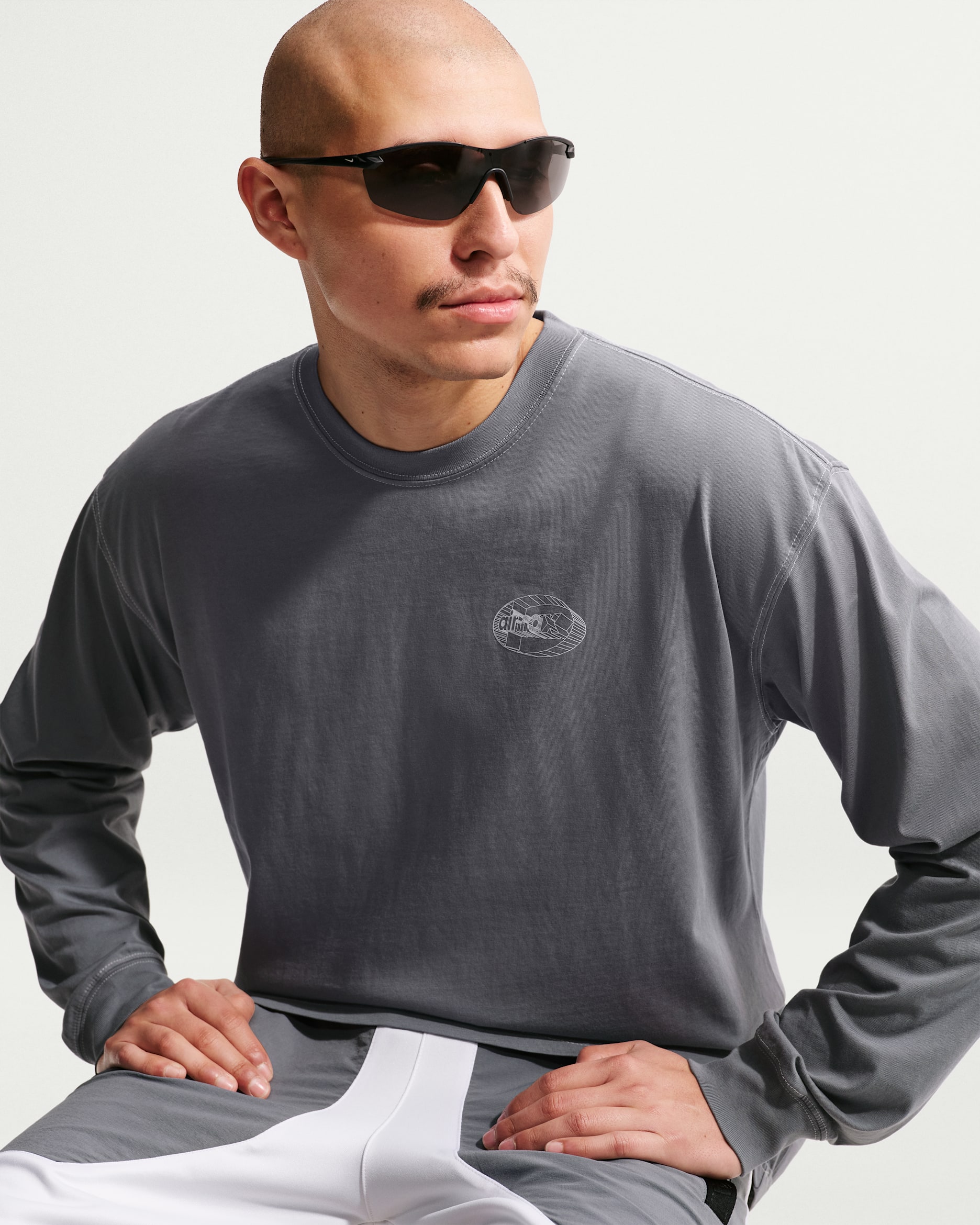 T-shirt à manches longues Nike « City Pack » pour homme - Cool Grey/Grey Fog/Grey Fog