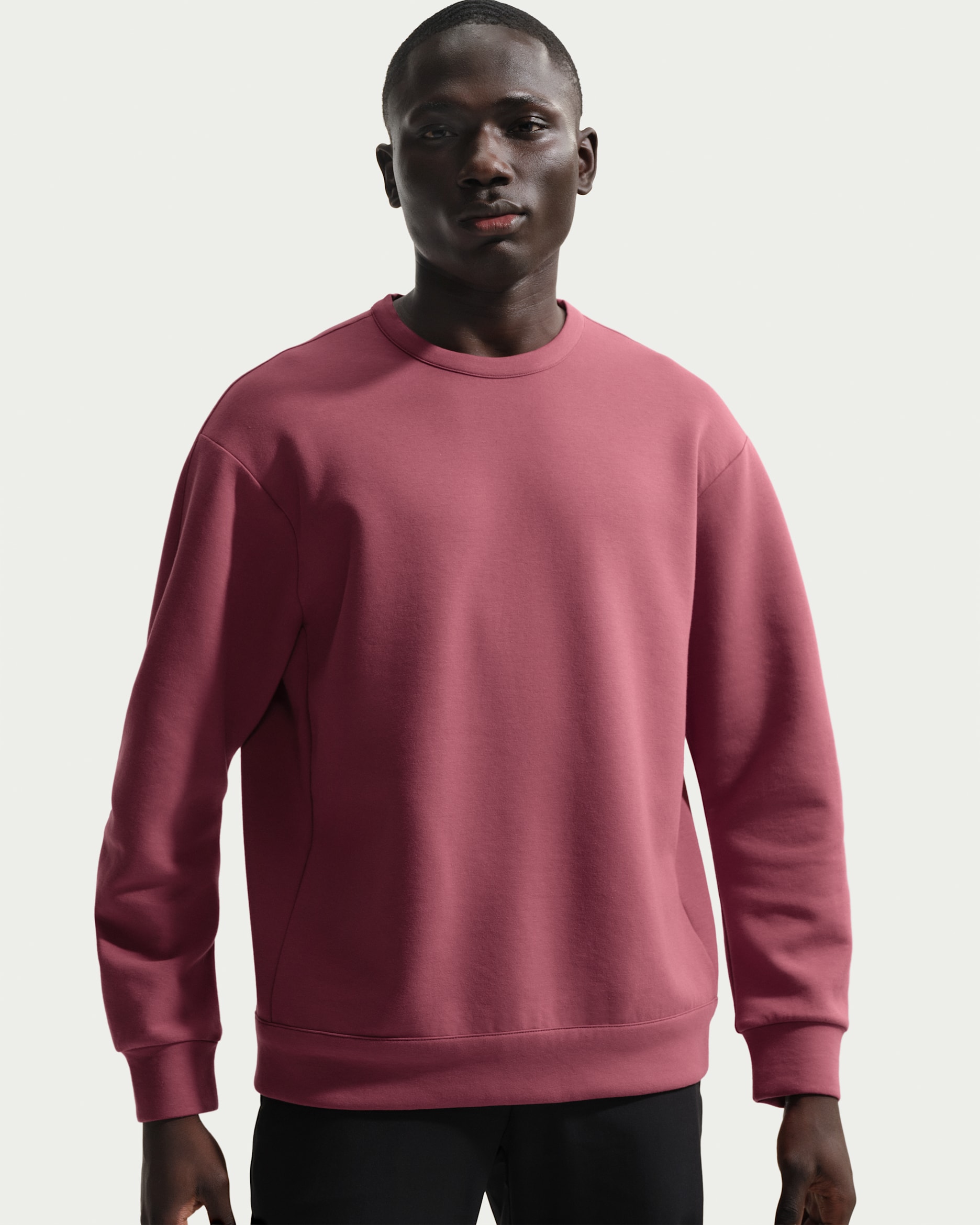 Playera de cuello redondo Dri-FIT para hombre Nike 24.7 ImpossiblySoft - Rosa humo/Roca claro