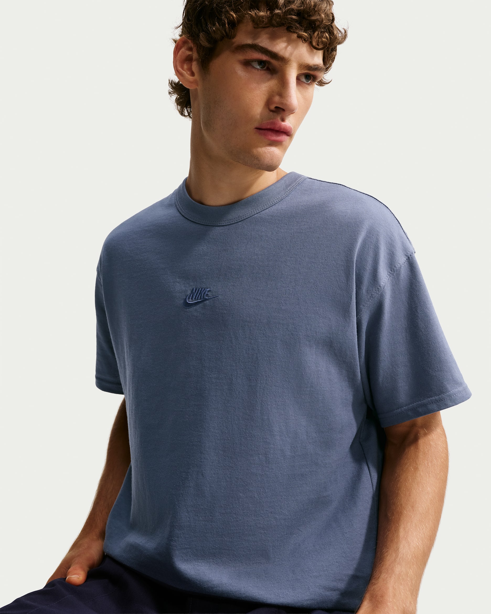 Nike Sportswear Premium Essentials Men's T-Shirt - Diffused Blue