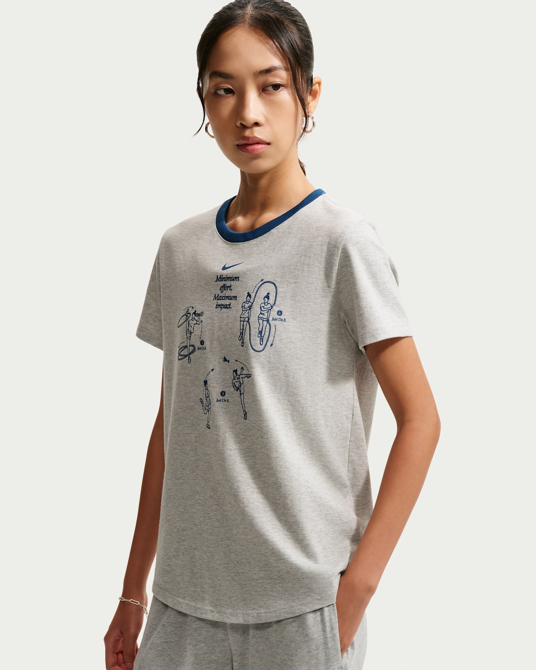 Nike Sportswear Club Women's T-Shirt - Grey Heather