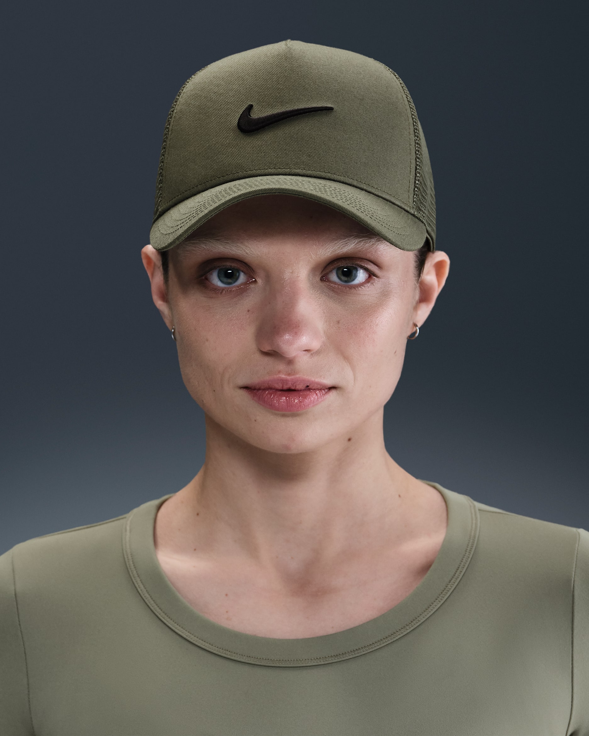 Nike Rise Structured Trucker Cap - Medium Olive/Medium Olive/Black