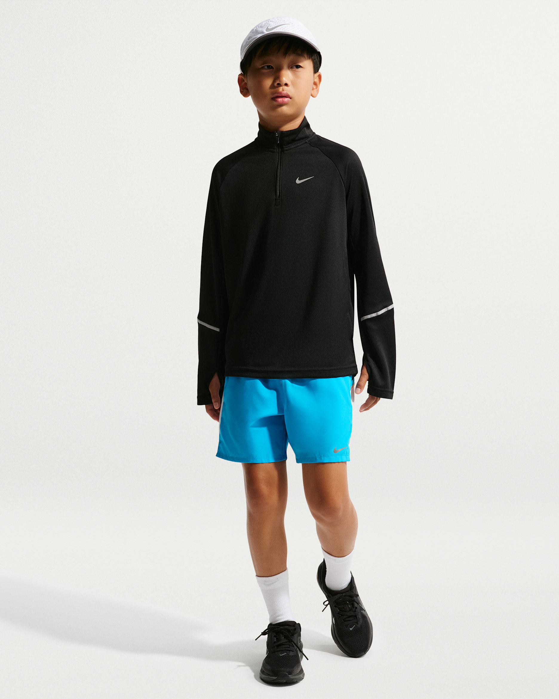 Nike Miler Older Kids' Dri-FIT Training Shorts - Light Current Blue/Glacier Blue