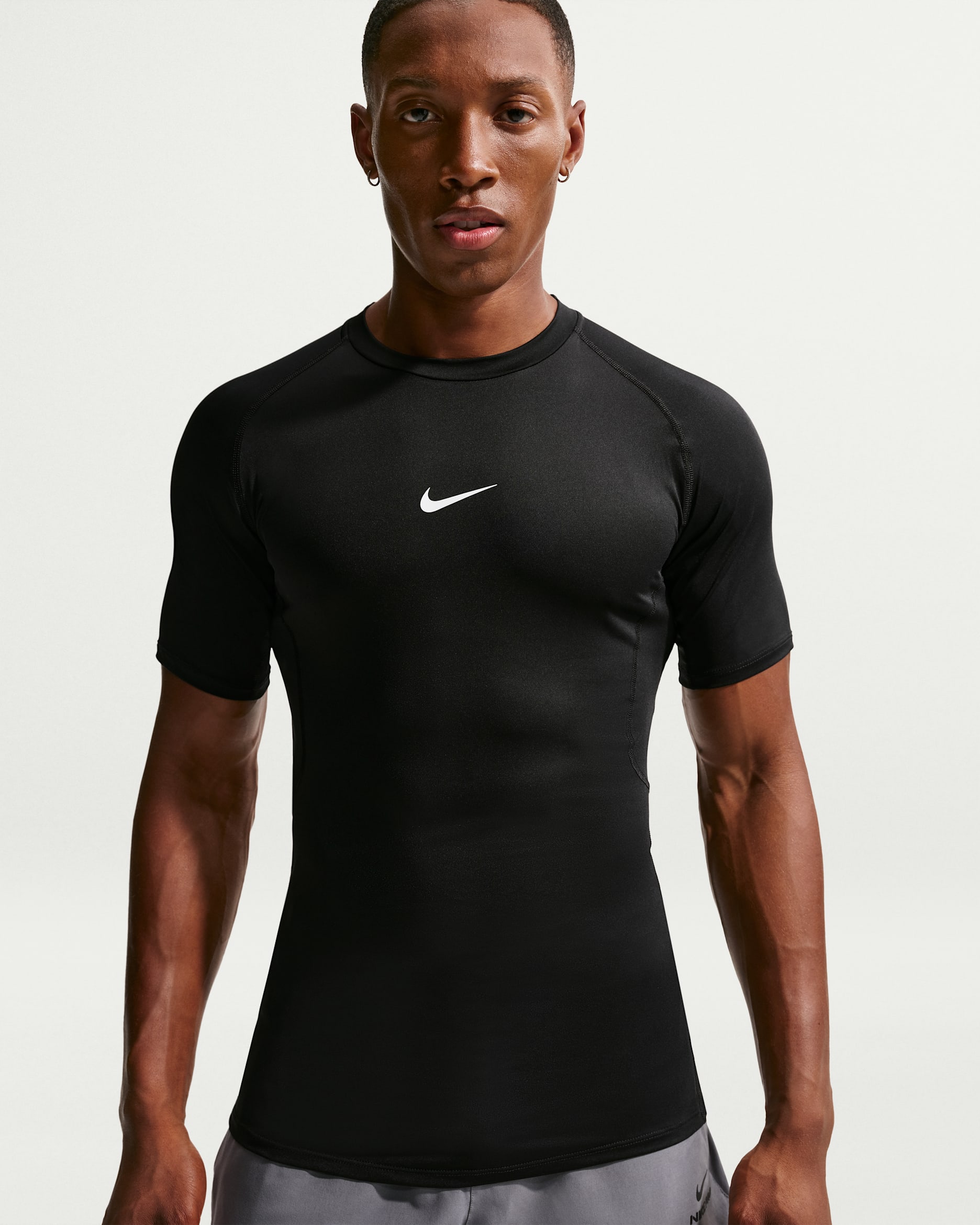 Nike Pro Men's Dri-FIT Tight Short-Sleeve Fitness Top - Black/White