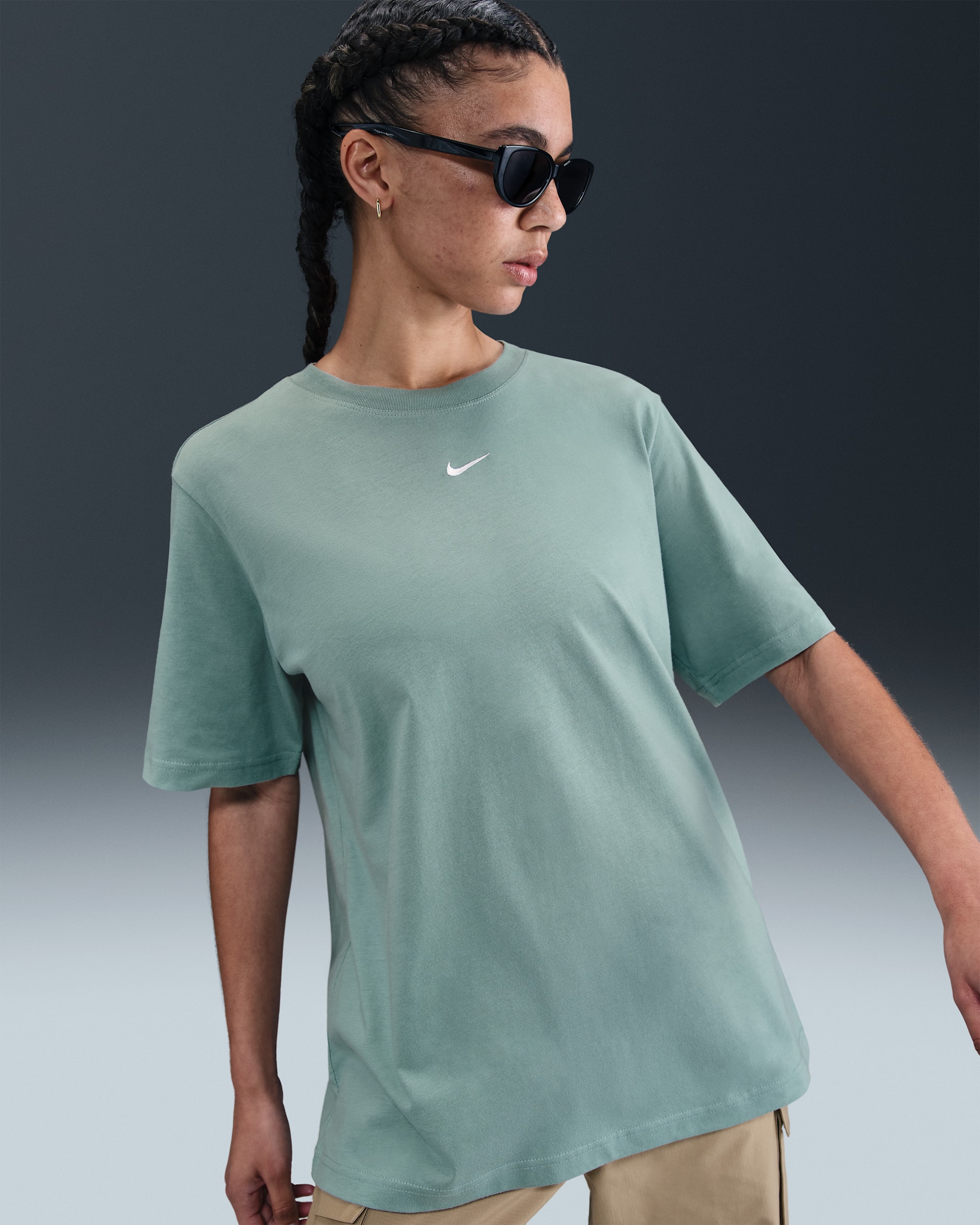 Nike Sportswear Essential Women's T-Shirt - Cannon