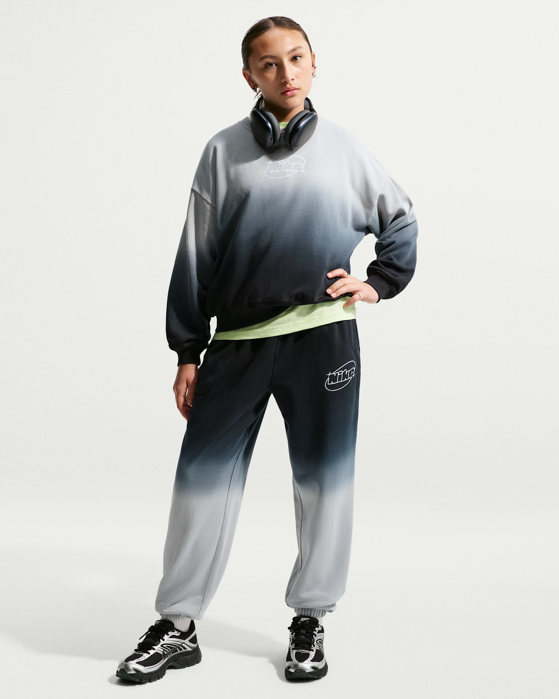Nike Sportswear Studio Fleece Older Kids' (Girls') Loose-Tracksuit Bottoms - Light Smoke Grey/Black