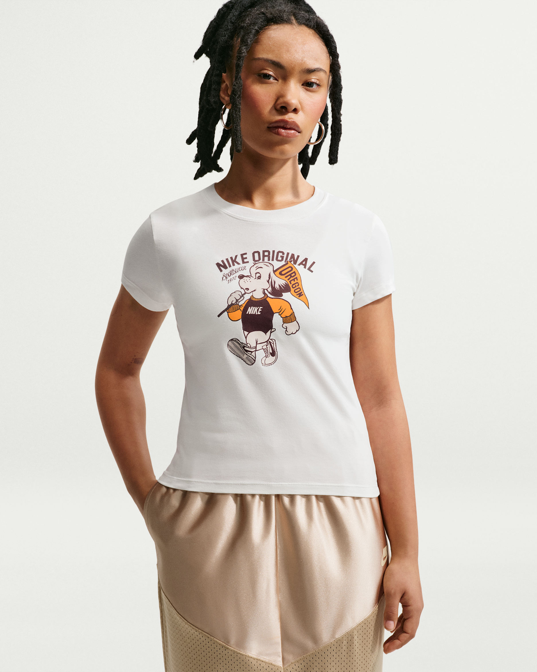 Playera slim mod-cropped para mujer Nike Sportswear Chill Knit - Vela