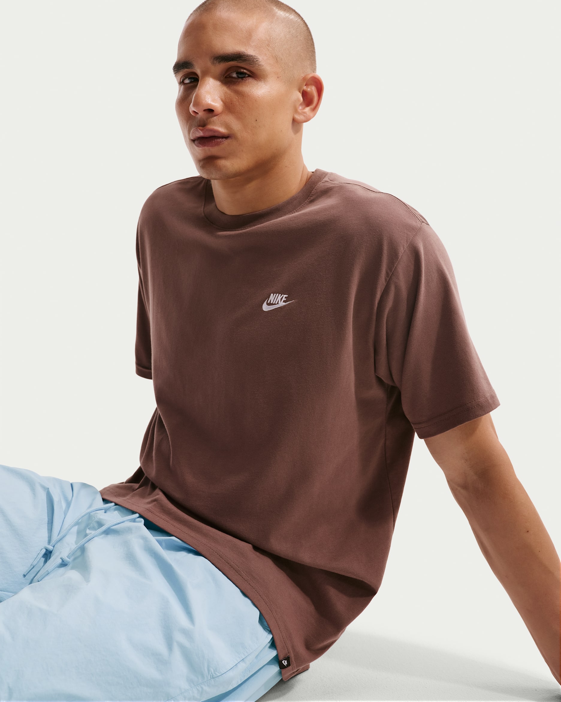 Playera para hombre Nike Sportswear Club - Tatuaje