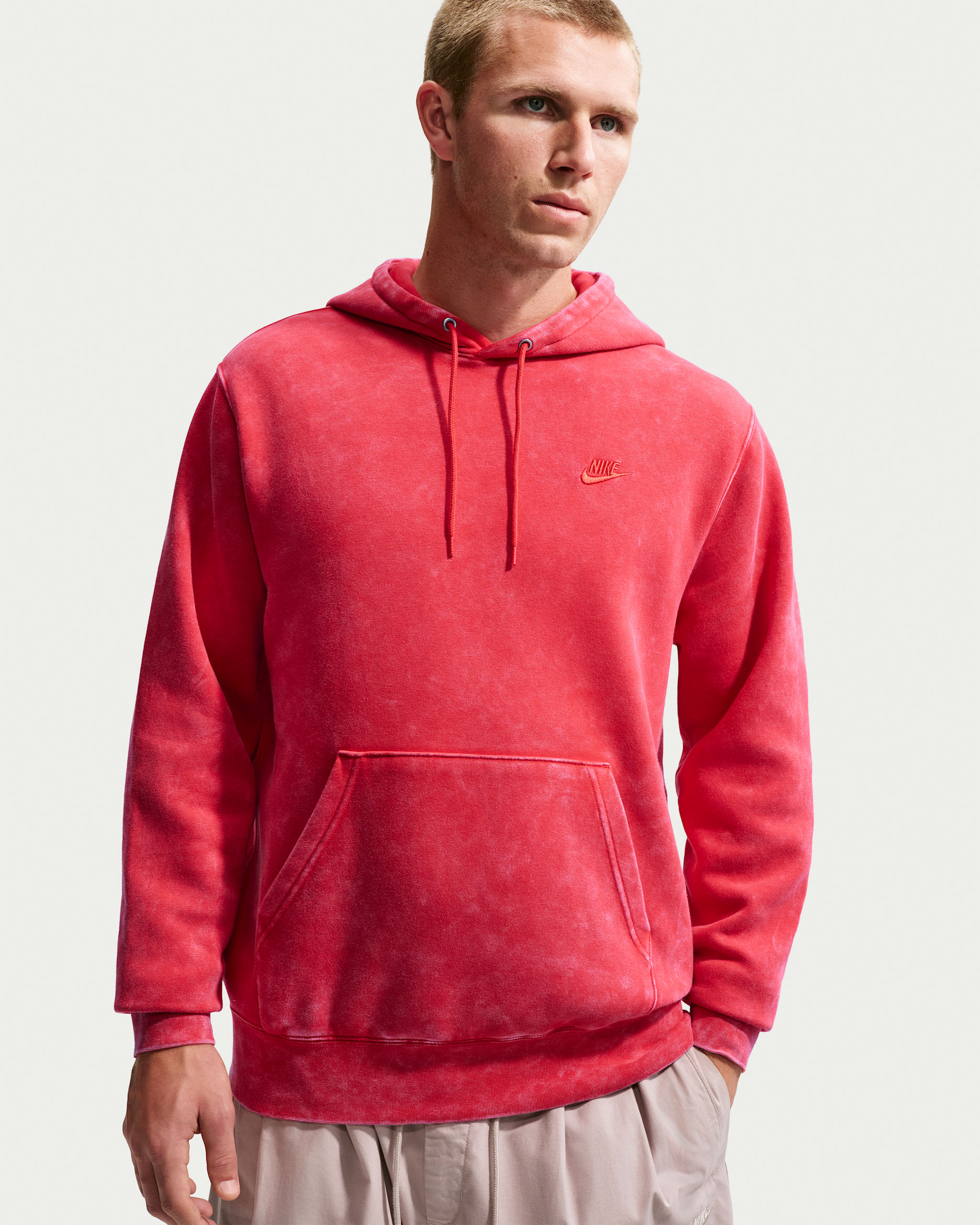 Sudadera con gorro de tejido Fleece prelavada para hombre Nike Sportswear Club - Rojo universitario/Rojo universitario