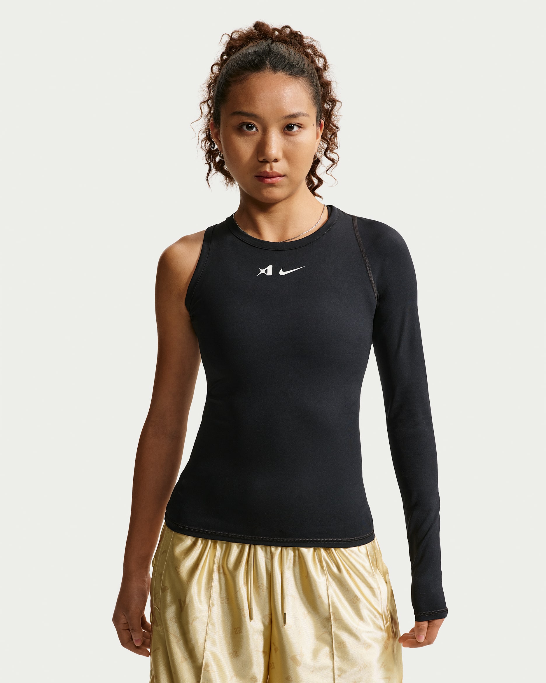 A'ja Wilson Women's A'symmetric Reversible Dri-FIT Basketball Top - Black/White