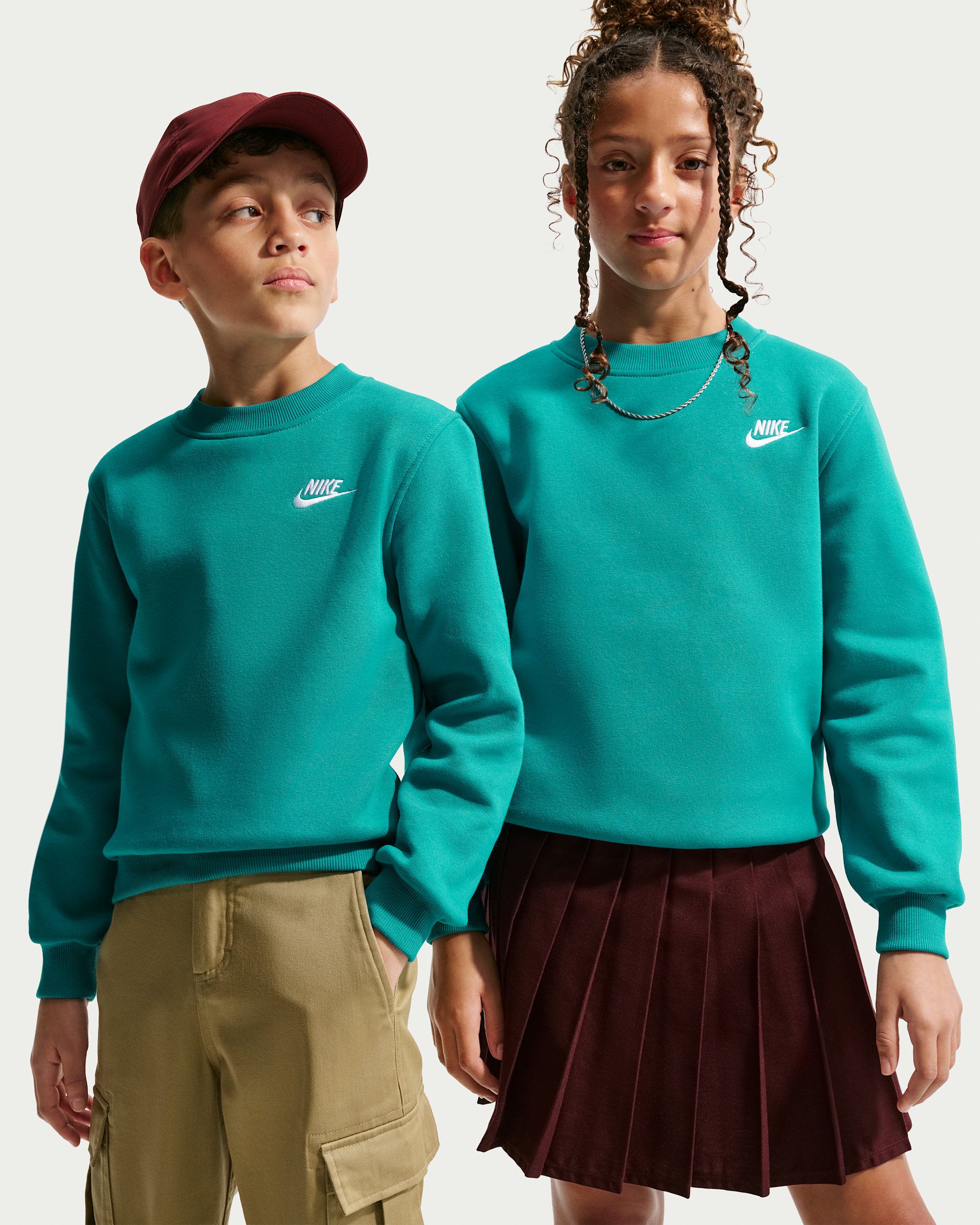 Nike Sportswear Club Fleece Big Kids' Sweatshirt - Energy/White