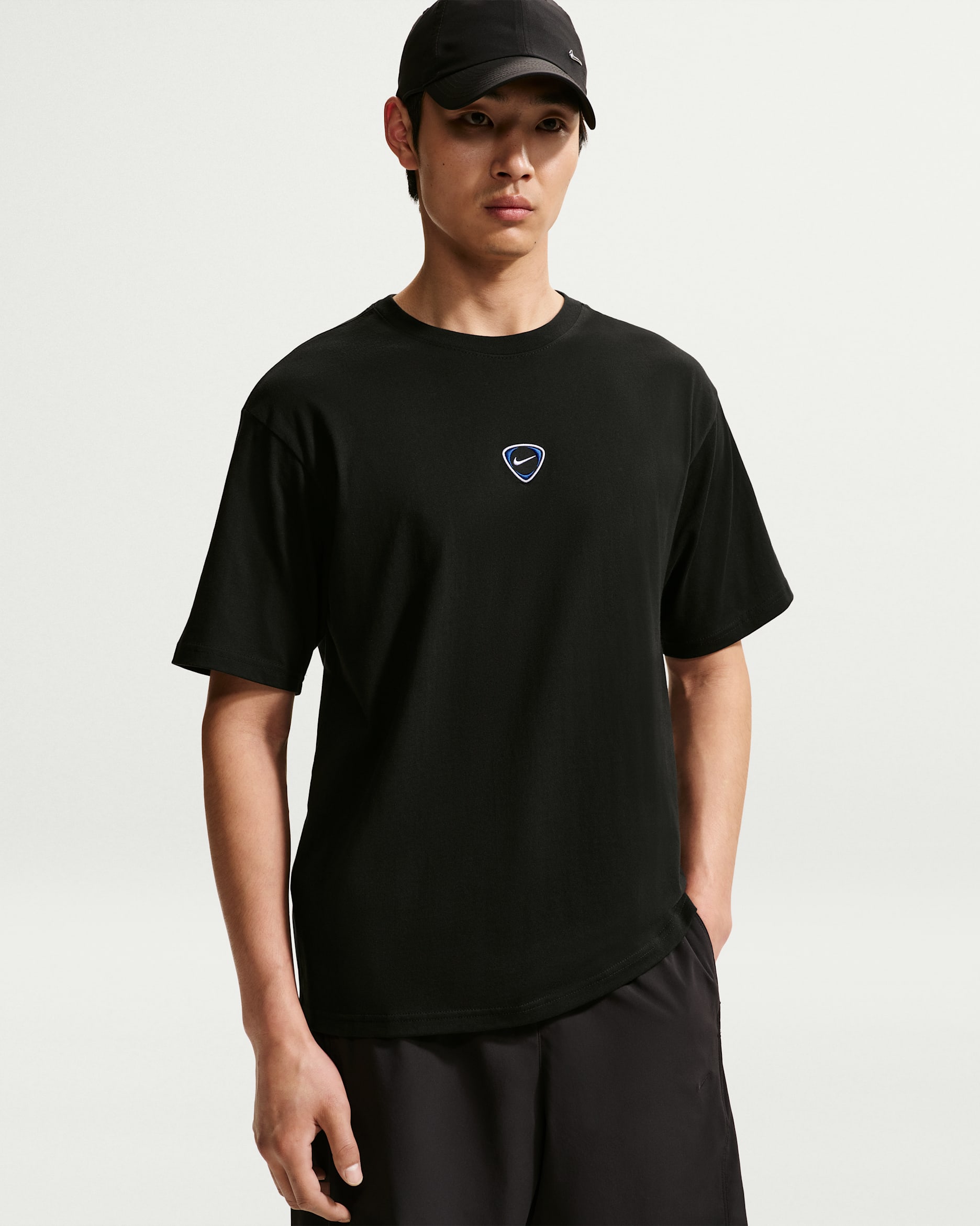 Nike Sportswear Men's T-Shirt - Black