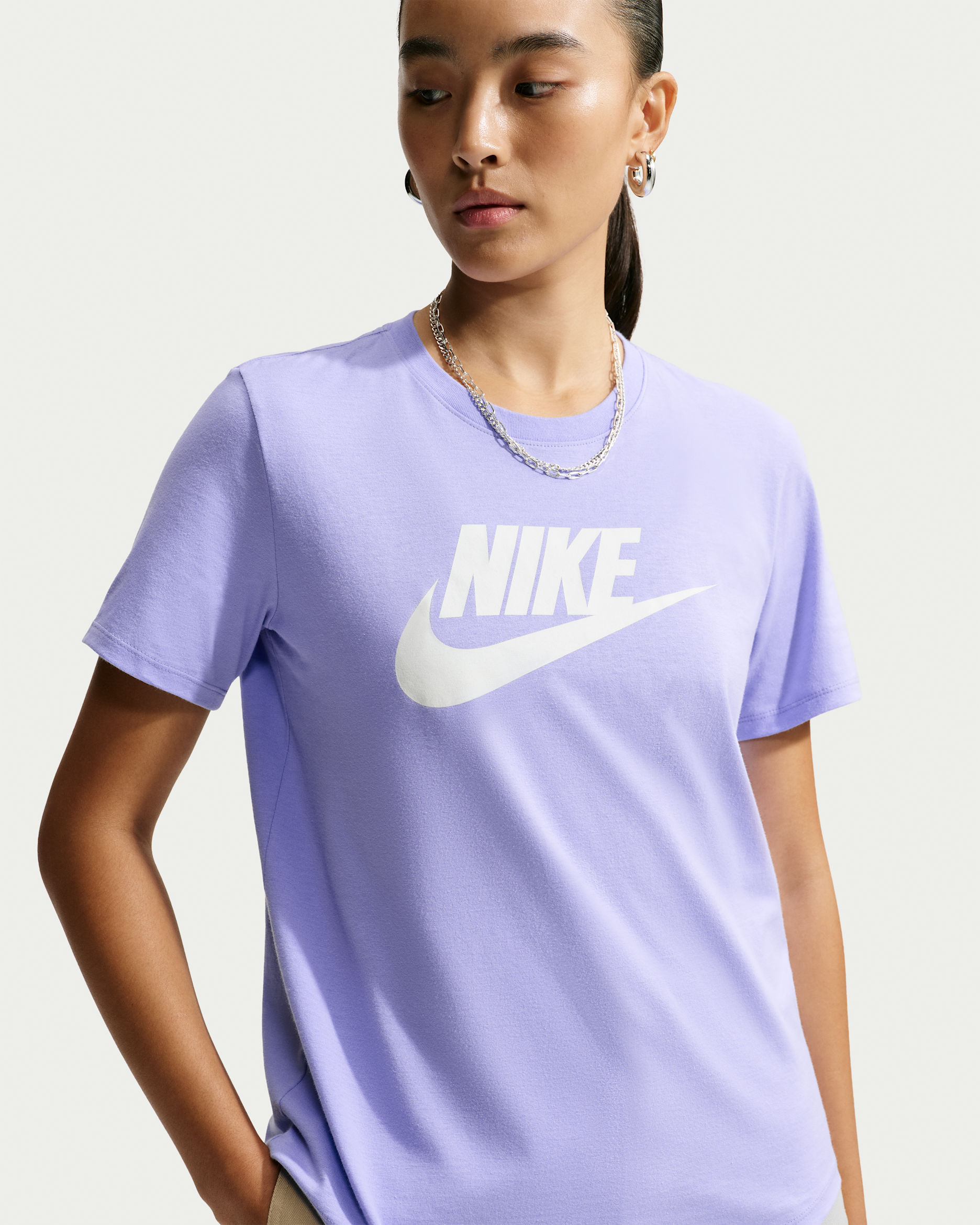 Nike Sportswear Essentials Women's Logo T-Shirt - Purple Dawn