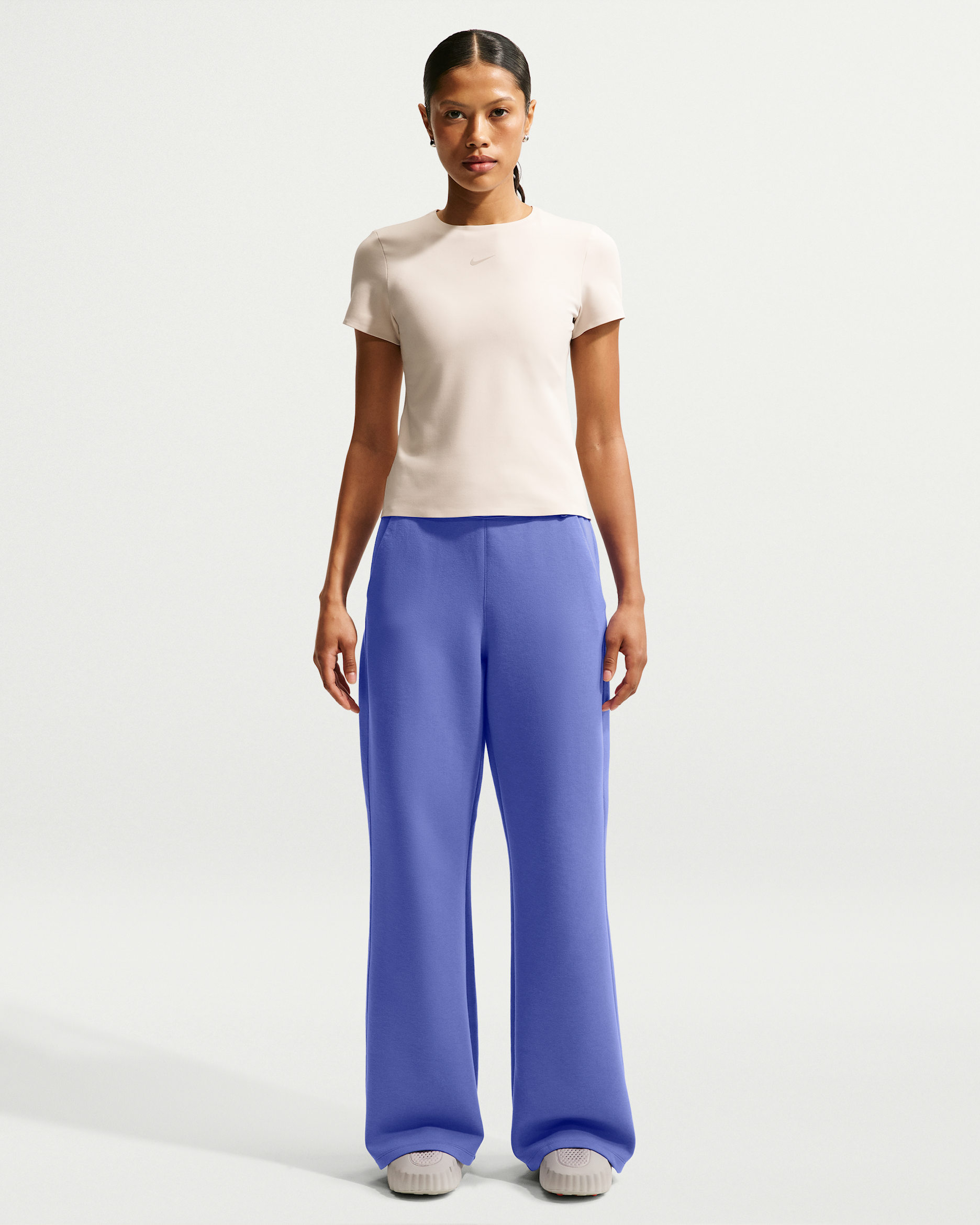 Nike 24.7 ImpossiblySoft Women's Dri-FIT High-Waisted Loose Flared Pants - Sapphire/Deep Night