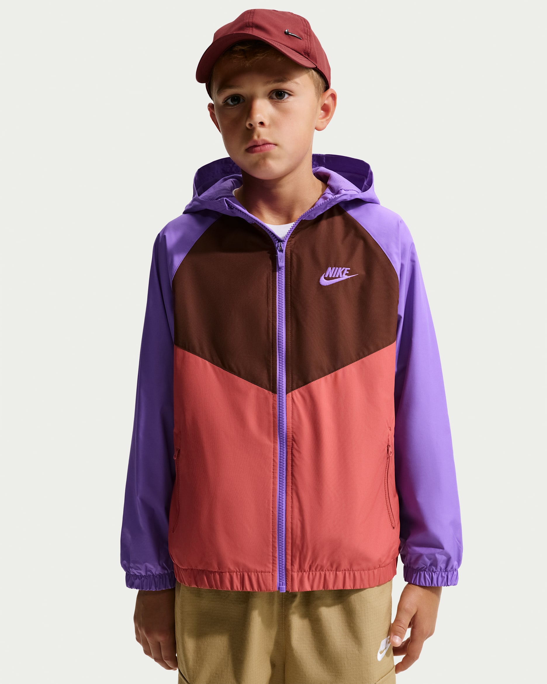 Chamarra Repel con gorro para niños talla grande Nike Sportswear Windrunner - Uva acción/Secuoya claro/Dátil místico/Uva acción