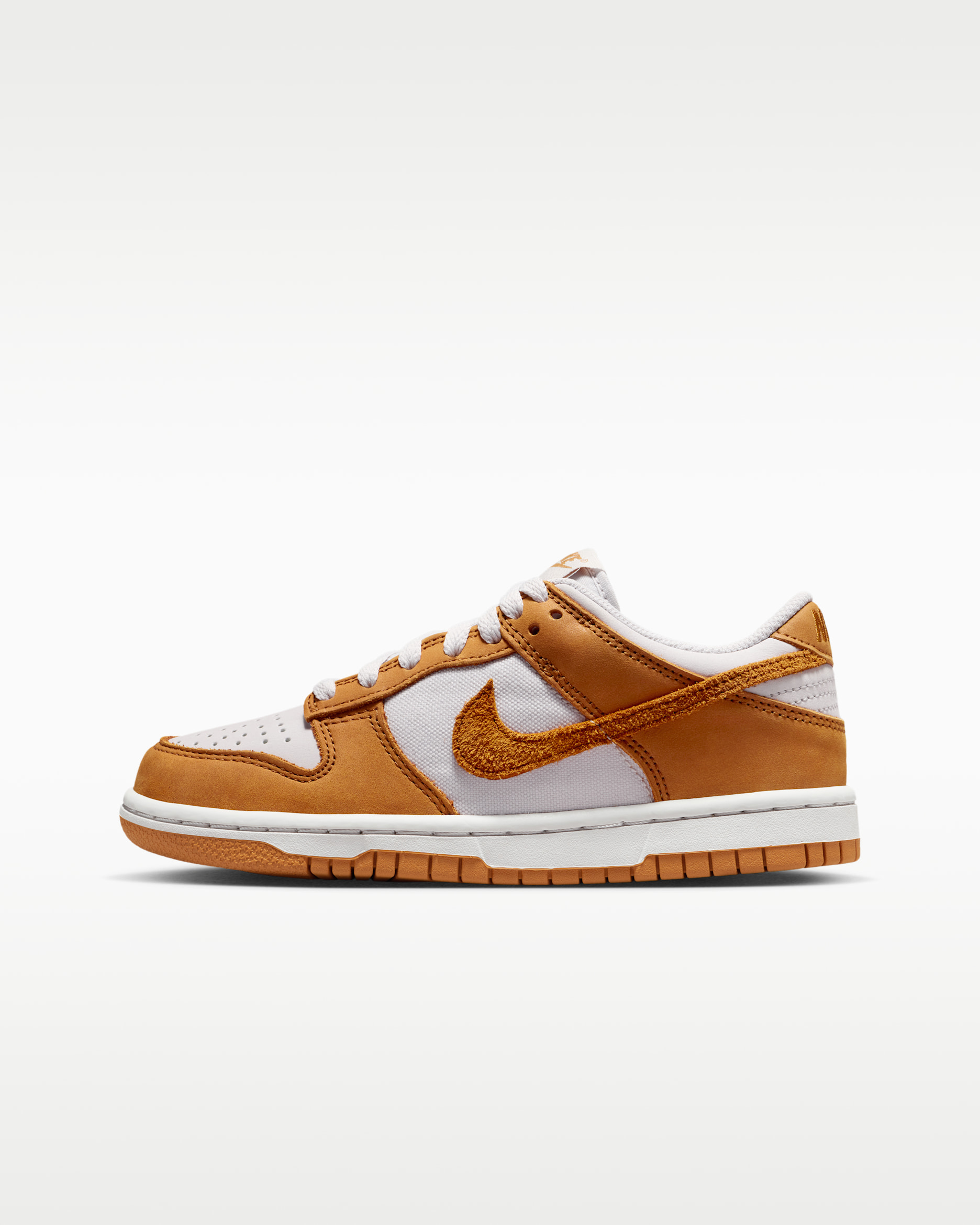 Nike Dunk Low SE Older Kids' Shoes - Vast Grey/White/White/Desert Ochre
