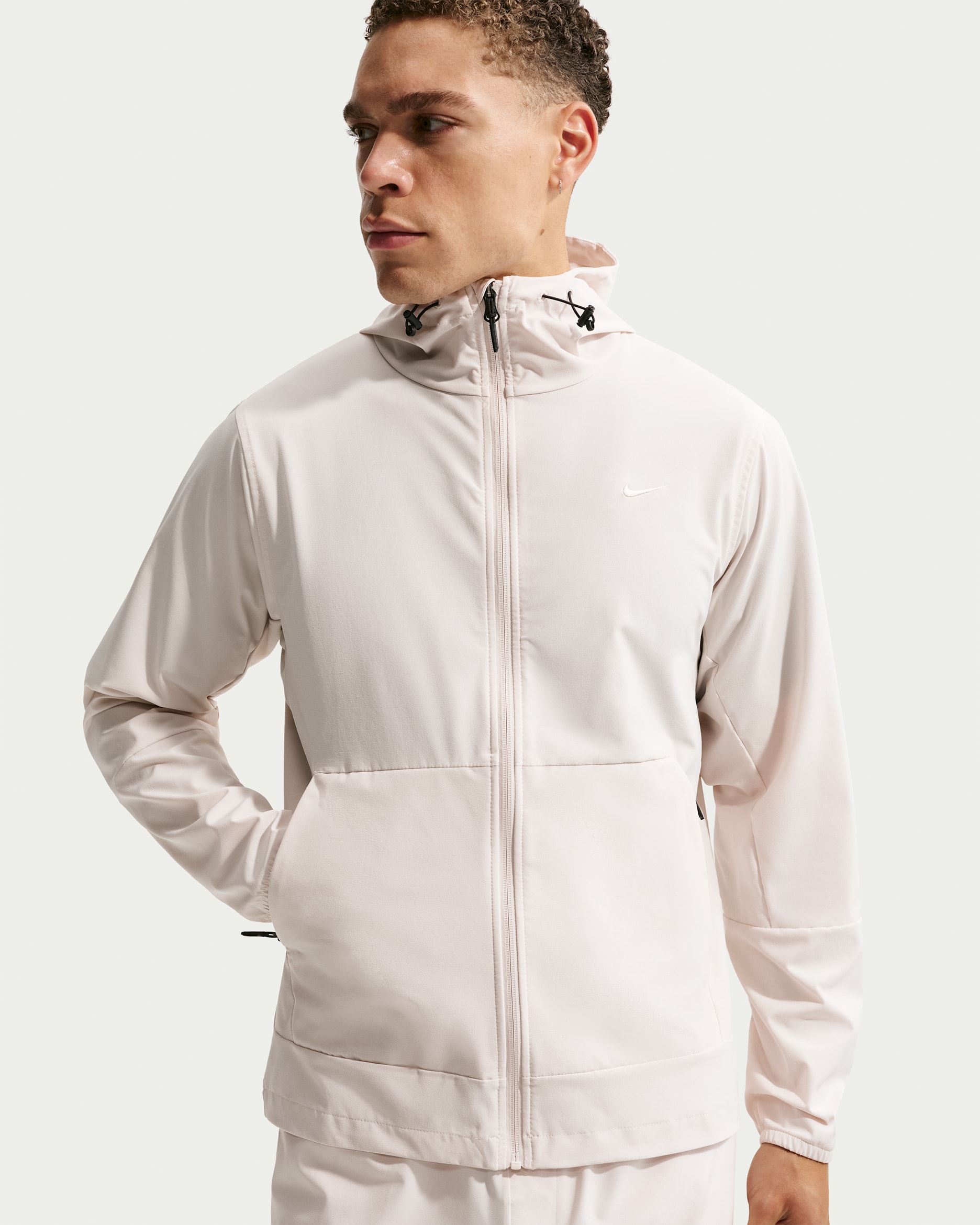 Casaco versátil com capuz Repel Nike Unlimited para homem - Castanho Orewood claro/Preto/Castanho Orewood claro