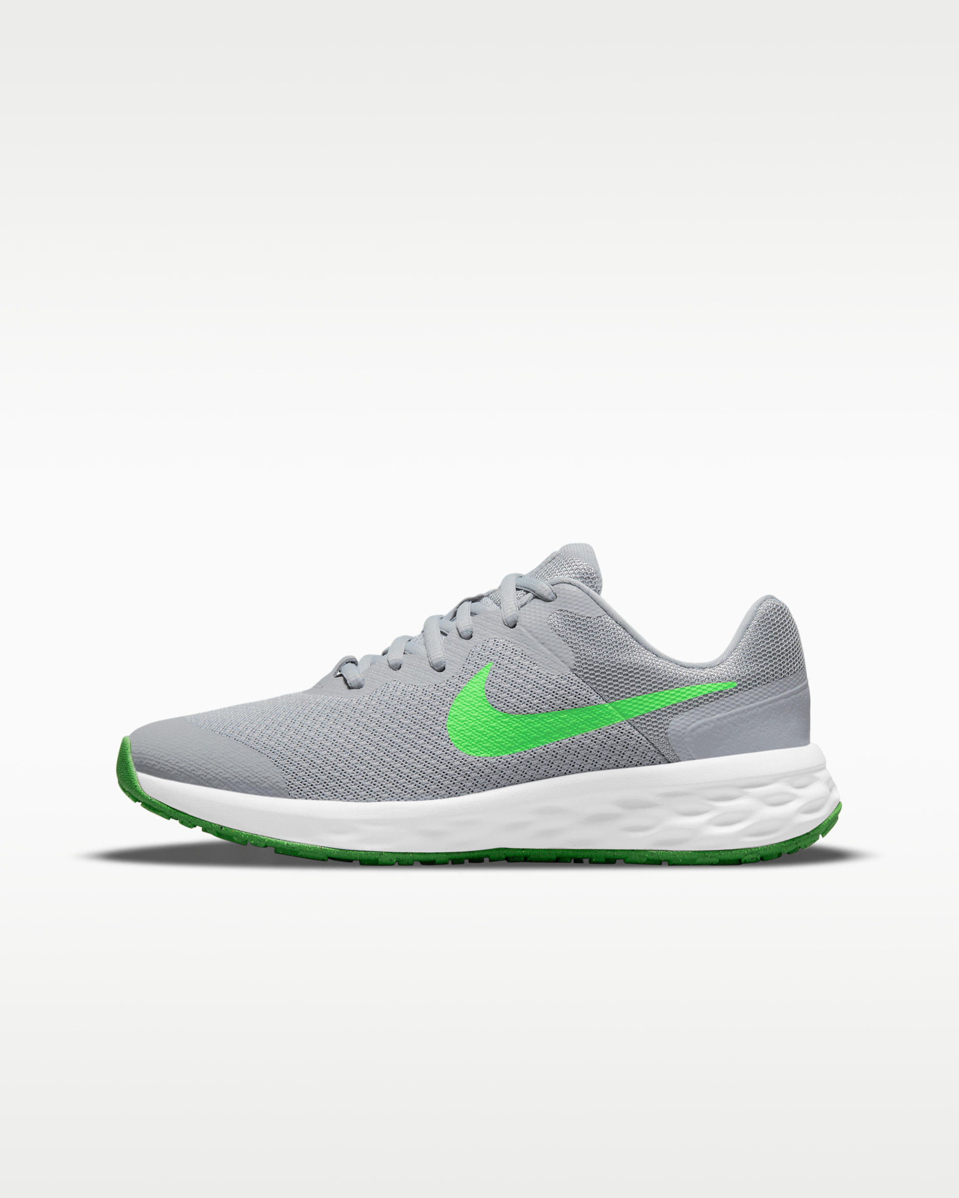 Nike Revolution 6 Older Kids' Road Running Shoes - Light Smoke Grey/Dark Smoke Grey/Chrome/Green Strike