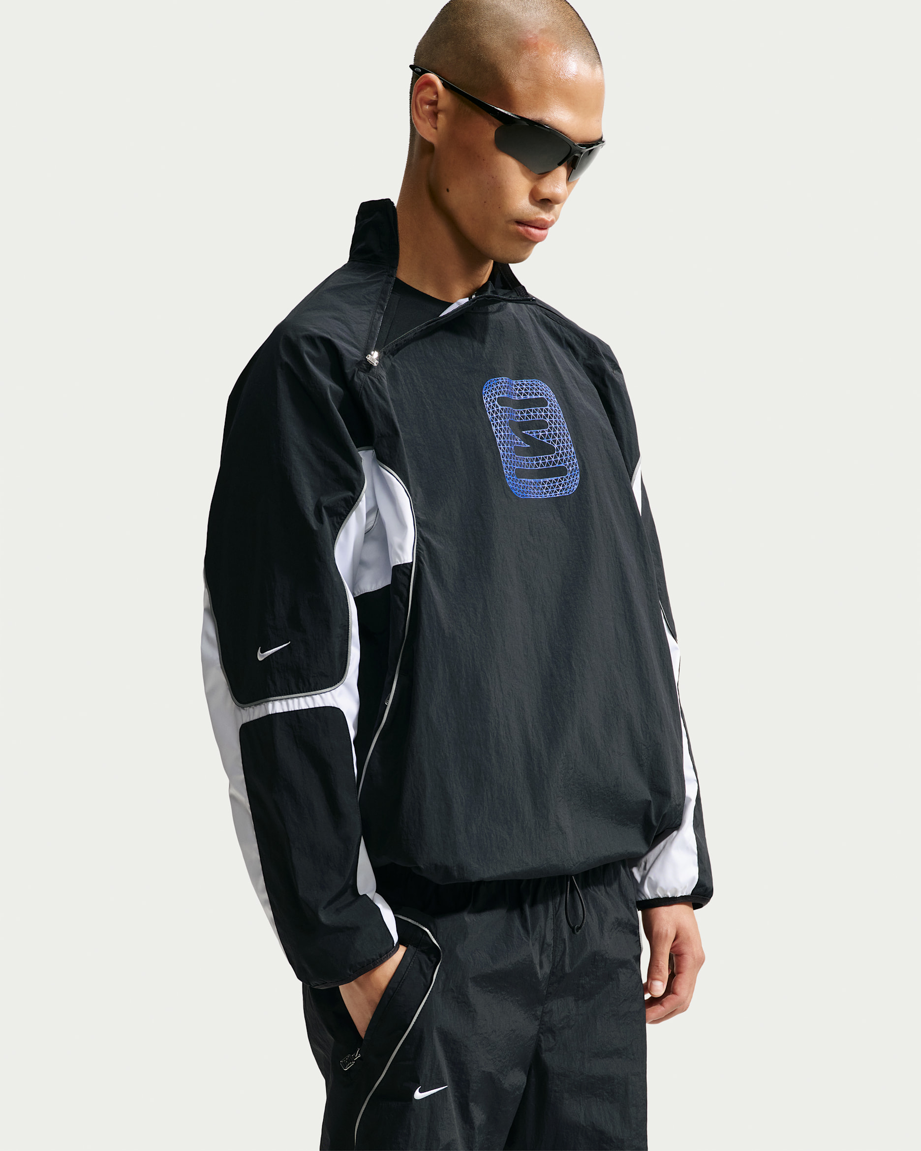 Nike Sportswear Men's Woven Jacket - Black/White