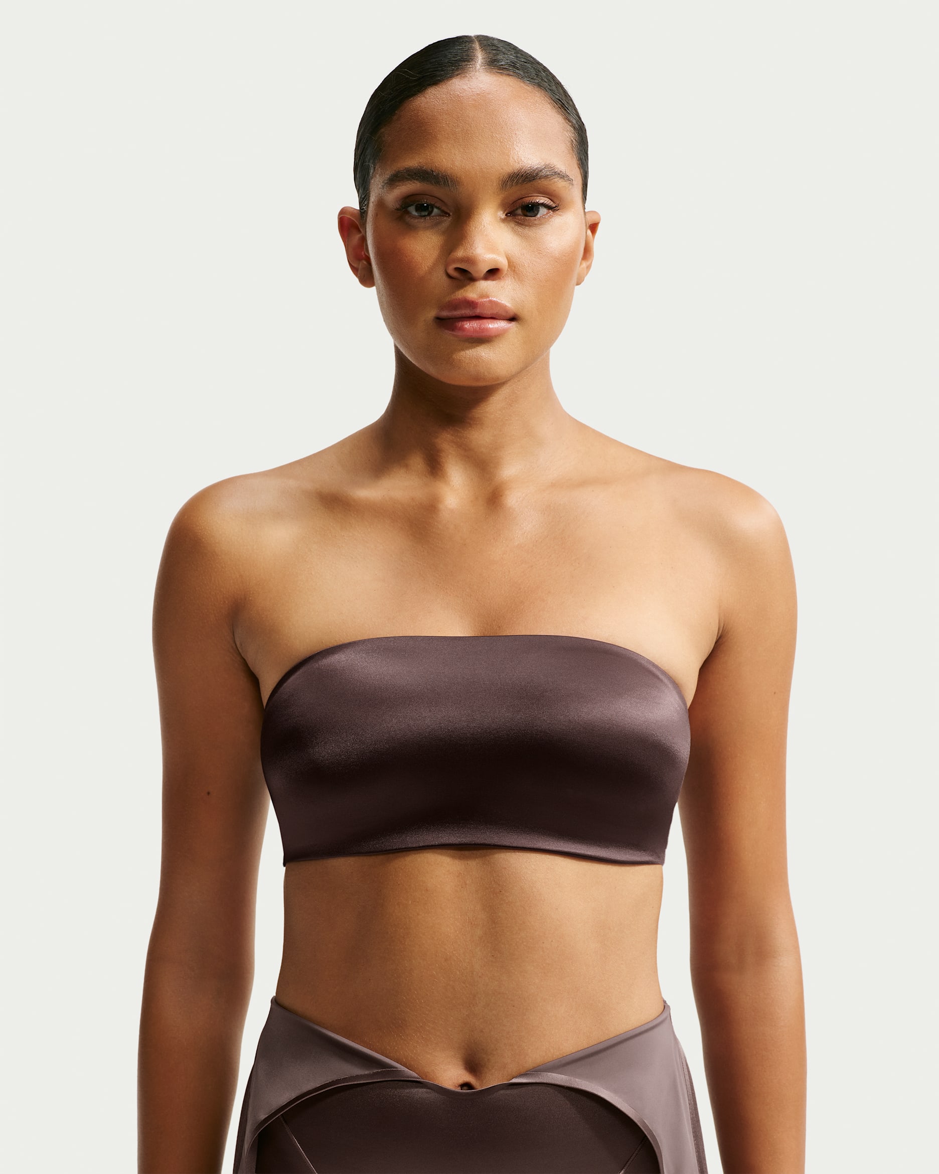 NikeSKIMS Satin Shine wendbarer Bandeau-Sport-BH - NSKM Phoenix/NSKM Phoenix