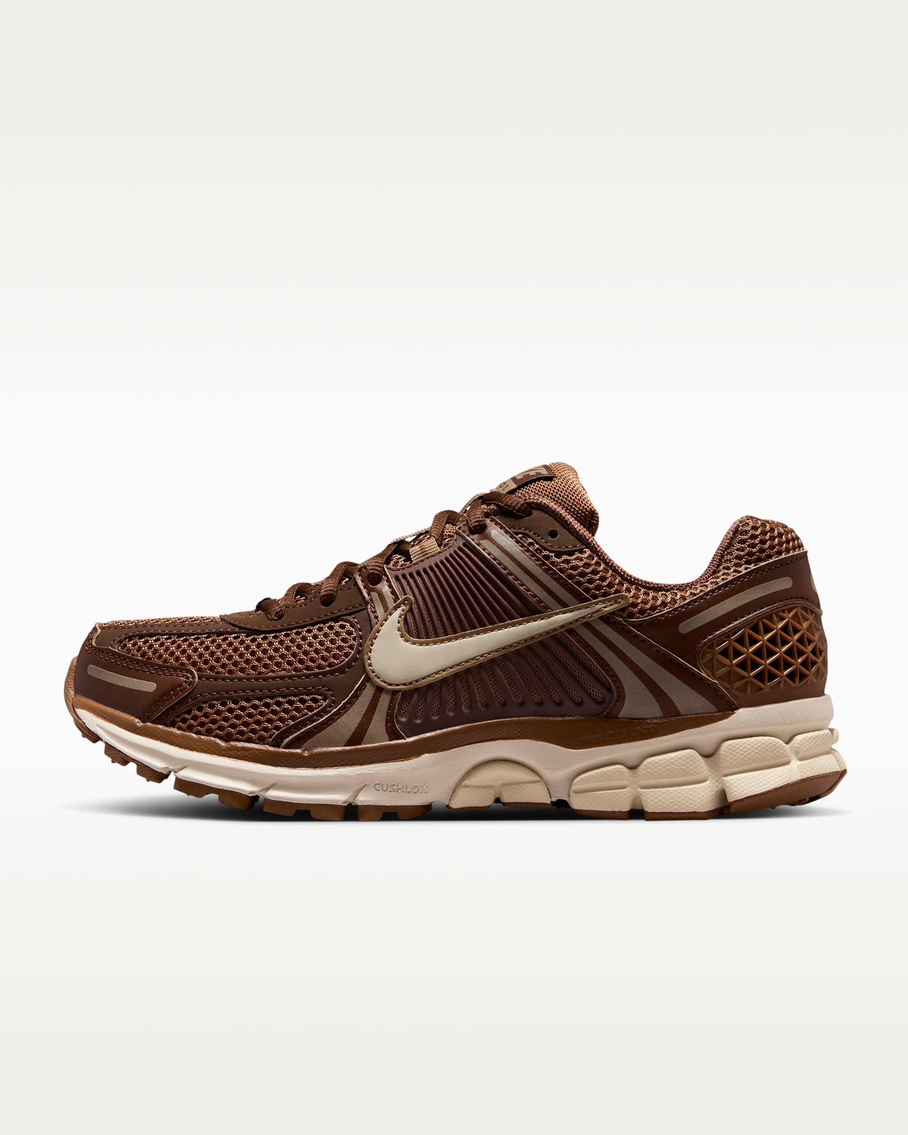 Nike Zoom Vomero 5 Women's Shoes with Reflective Accents - Cacao Wow/Light British Tan/Dark Driftwood/Light Khaki