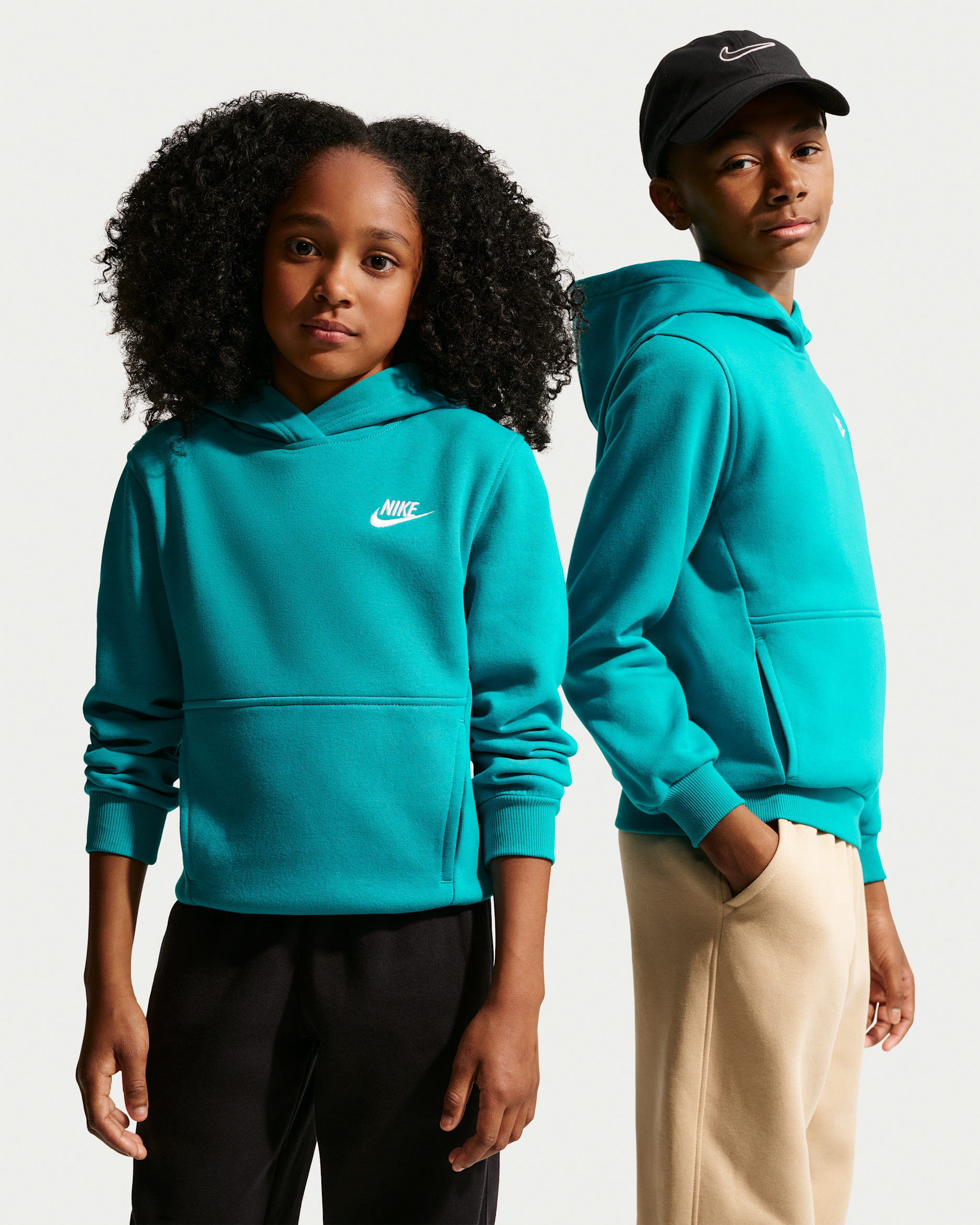 Nike Sportswear Club Fleece Big Kids' Pullover Hoodie - Energy/White
