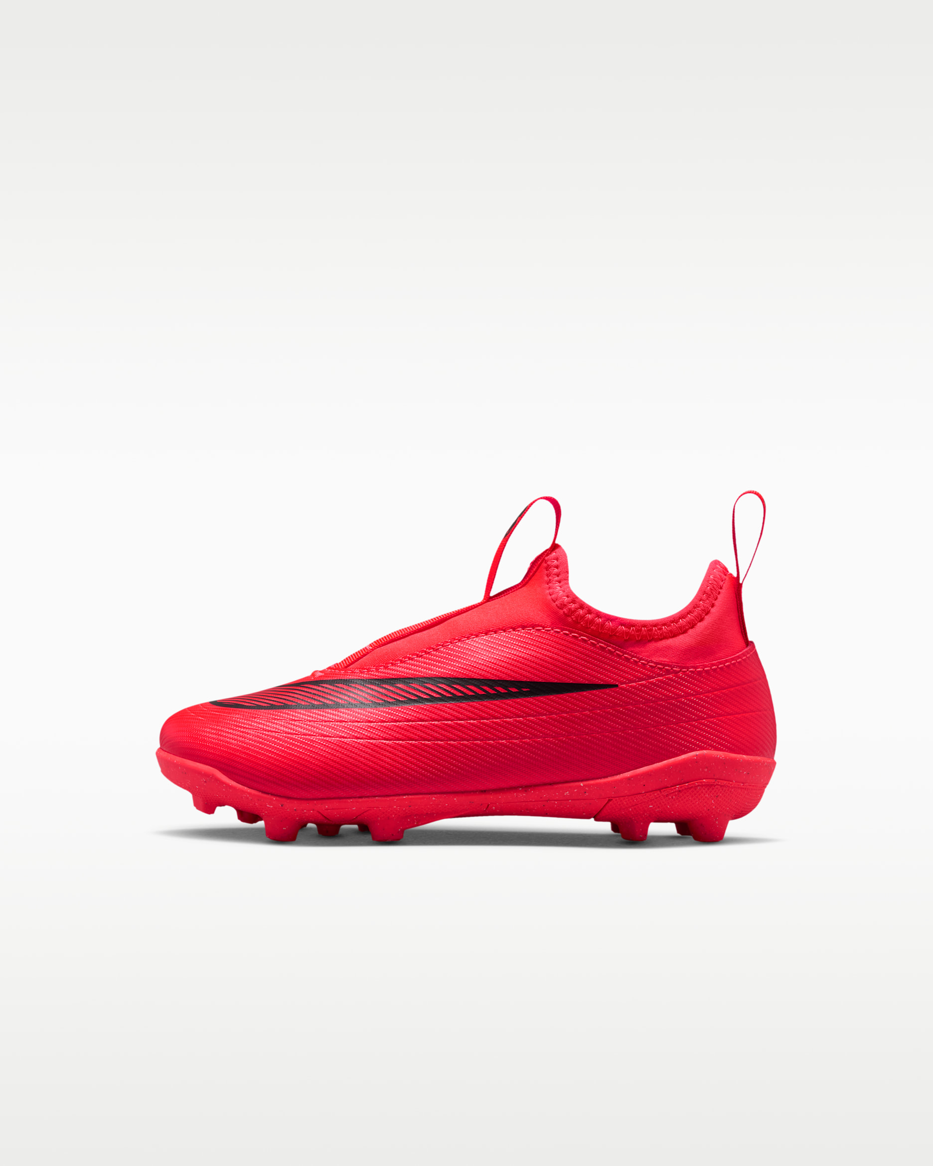 Nike Jr. Mercurial Vapor 17 Club Little Kids' Multi-Ground Low-Top Soccer Cleats - Bright Crimson/Blur