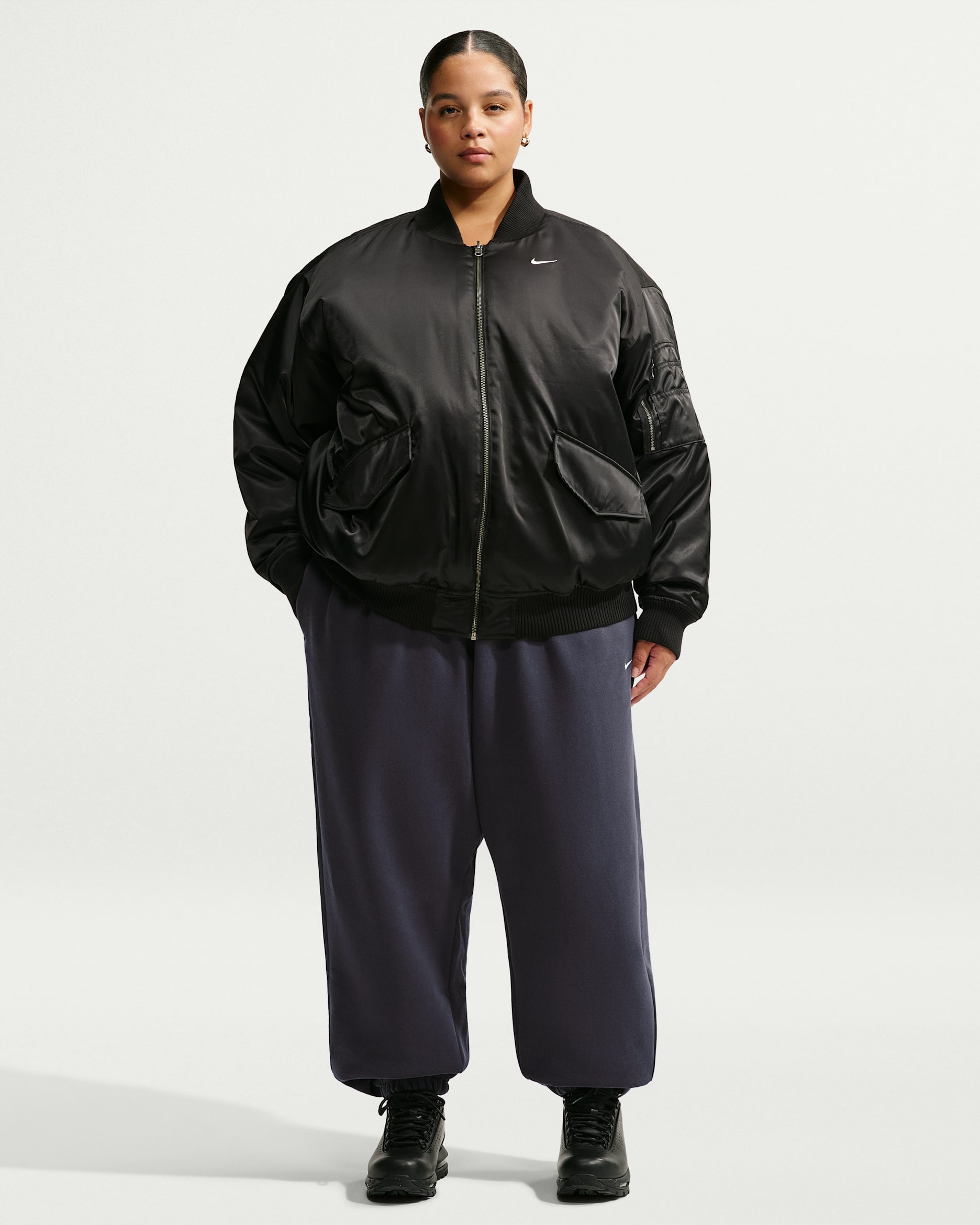 Pants de tiro alto oversized con puño para mujer (talla grande) Nike Studio Fleece Medium Weight - Parrilla/Vela