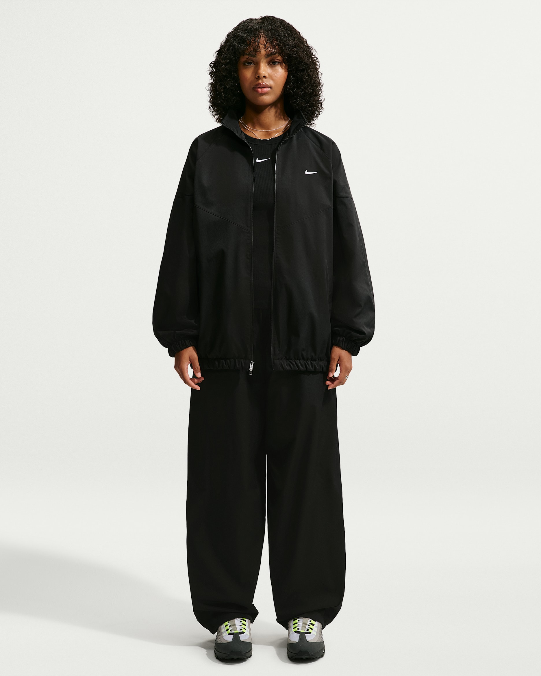 Pants deportivos de tiro alto holgados para mujer Nike Sportswear - Negro/Negro/Blanco