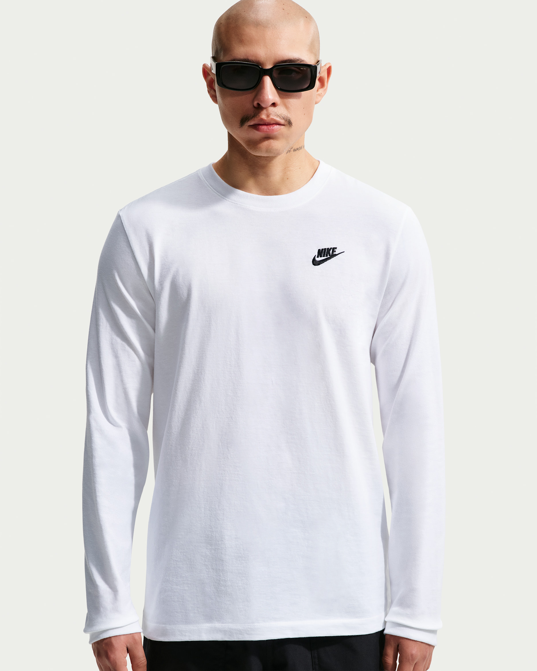 Nike Sportswear Club Men's Long-Sleeve T-Shirt - White/Black