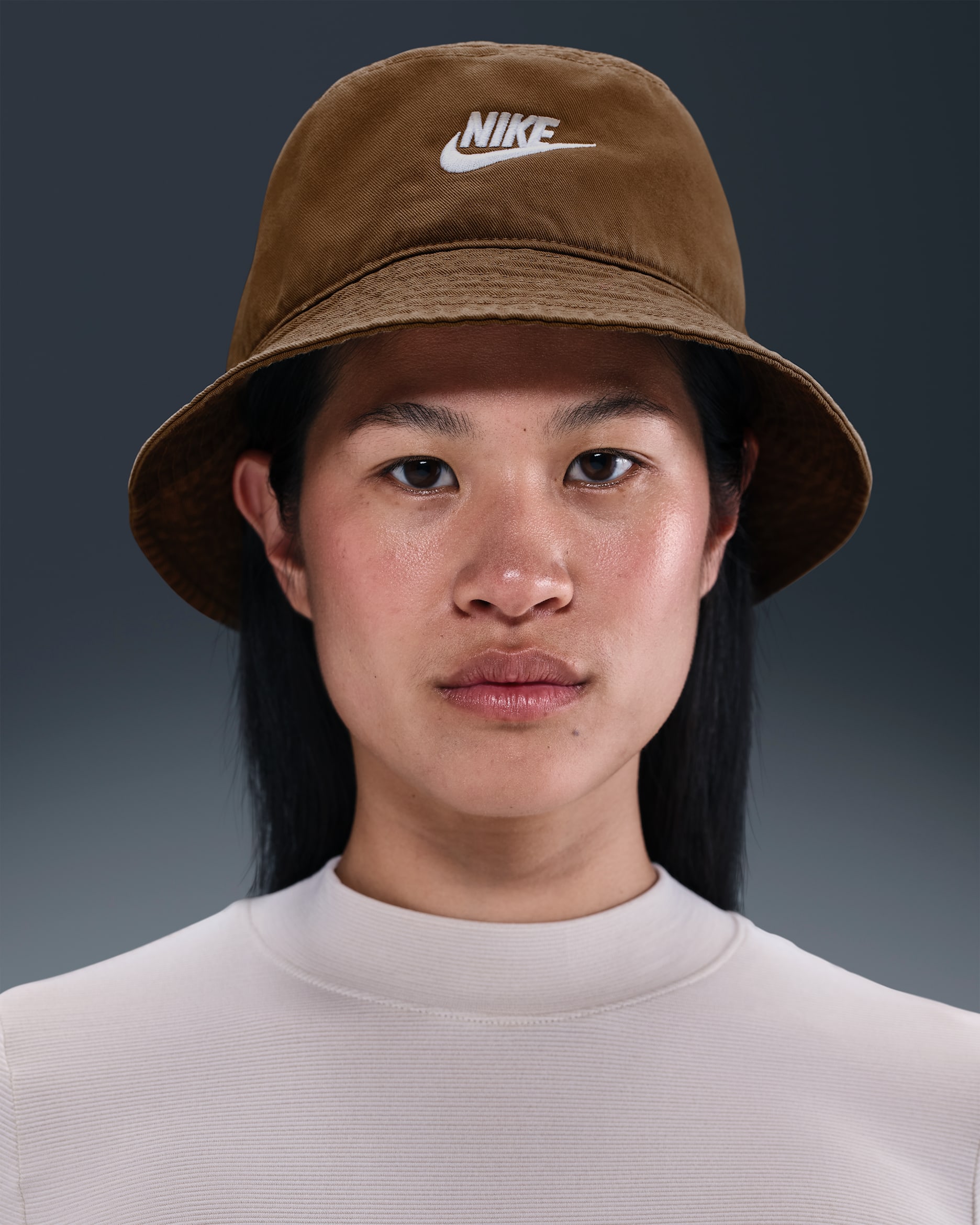 Nike Apex Futura Washed Bucket Hat - Mosswood Brown/White