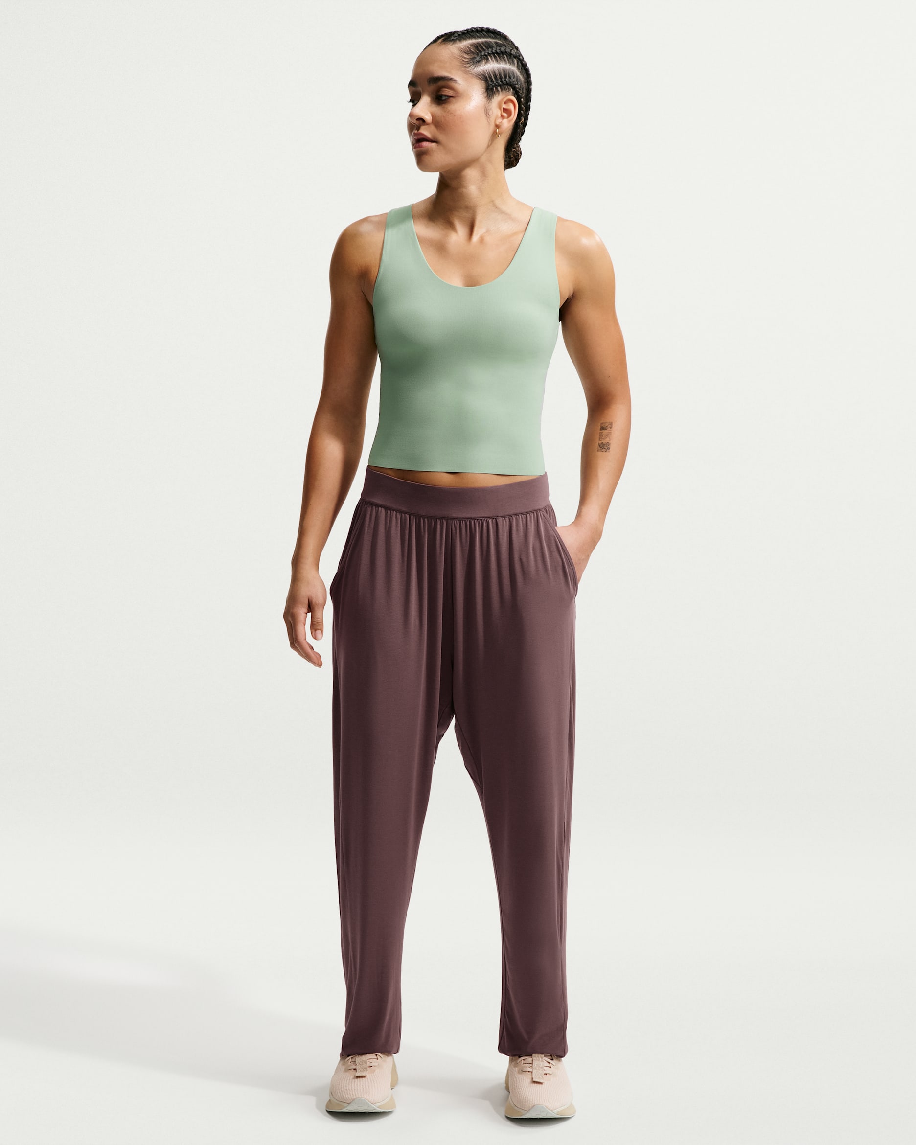 Nike Zenvy Women's Loose Mid-Rise Pants - Tattoo/White