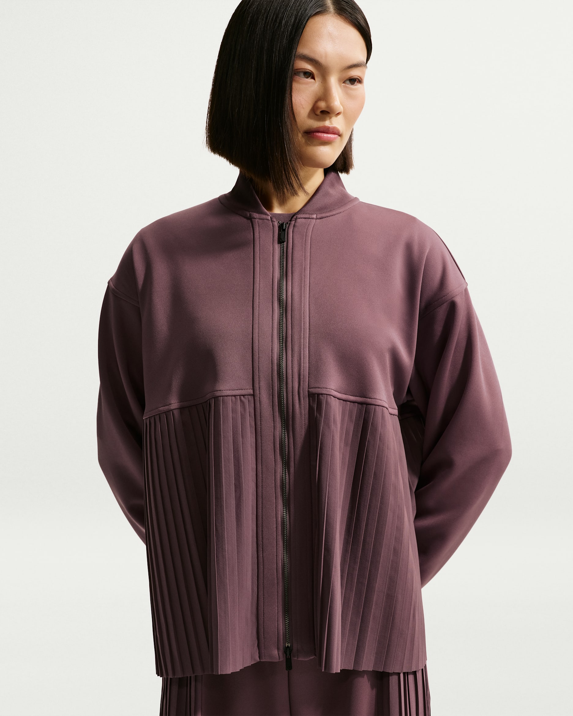 나이키 스포츠웨어 여성 플리츠 재킷 - 타투/세일