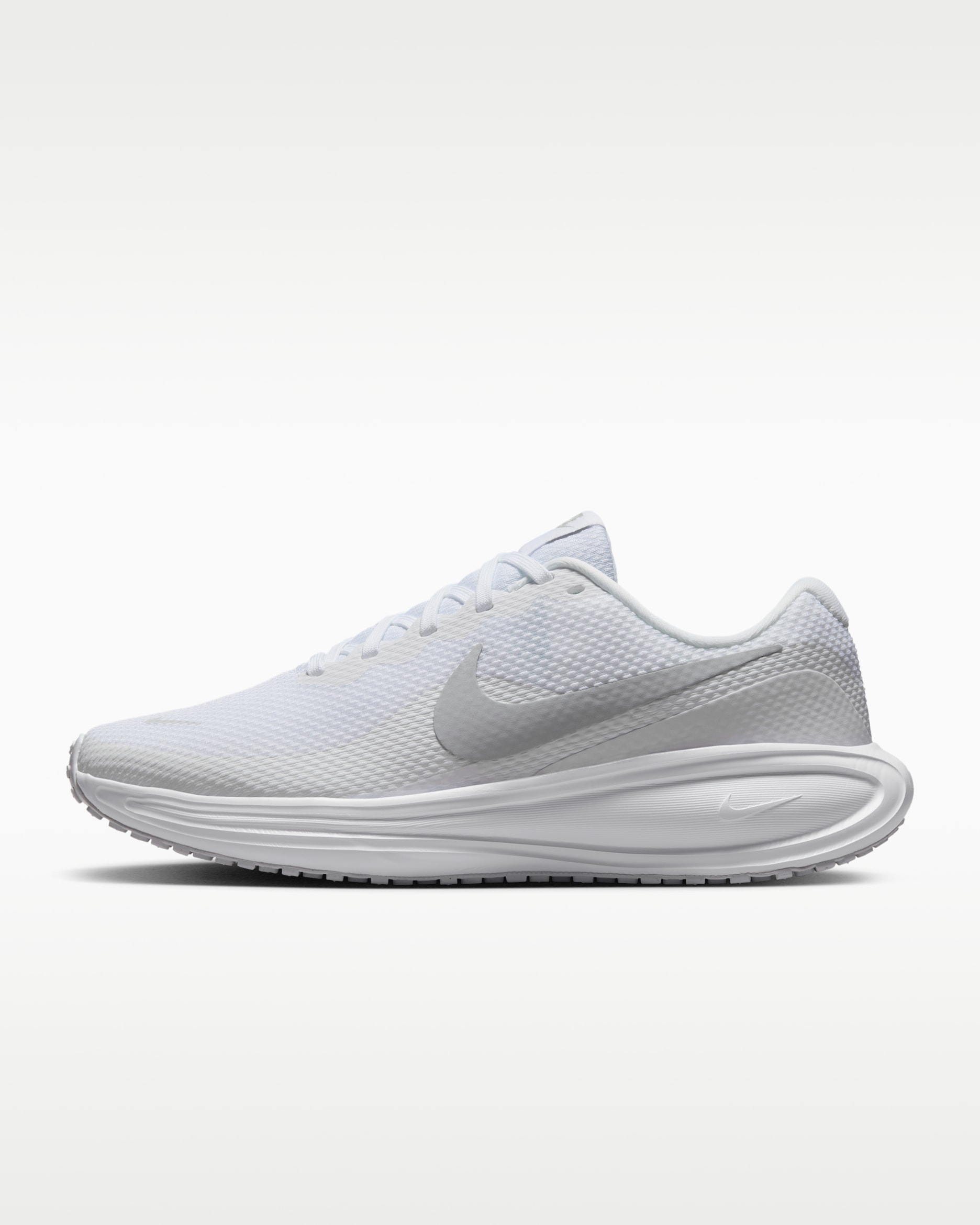 Tenis de correr en pavimento para mujer (extraanchos) Nike Revolution 8 - Blanco/Platino puro