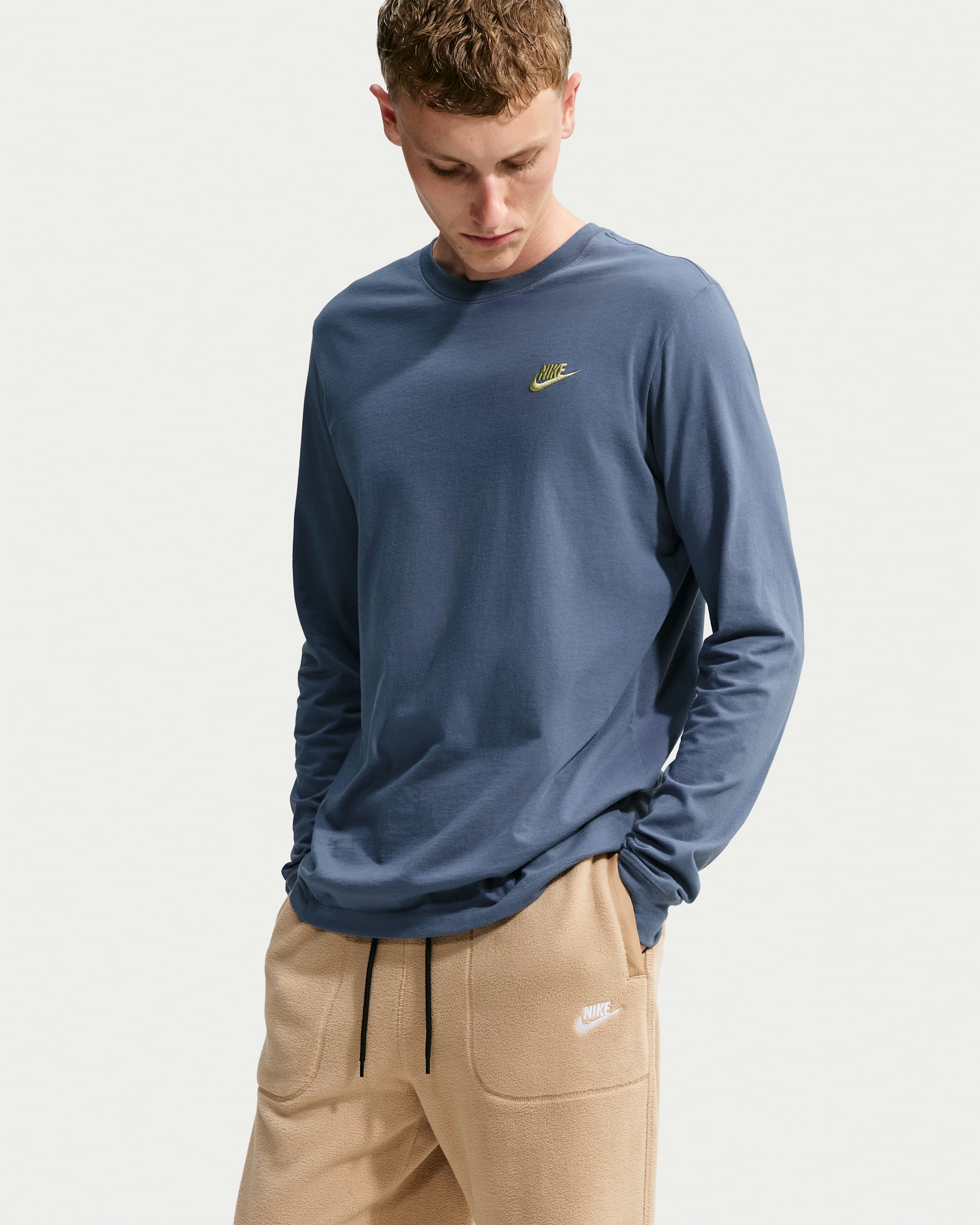 Nike Sportswear Club Men's Long-Sleeve T-Shirt - Diffused Blue