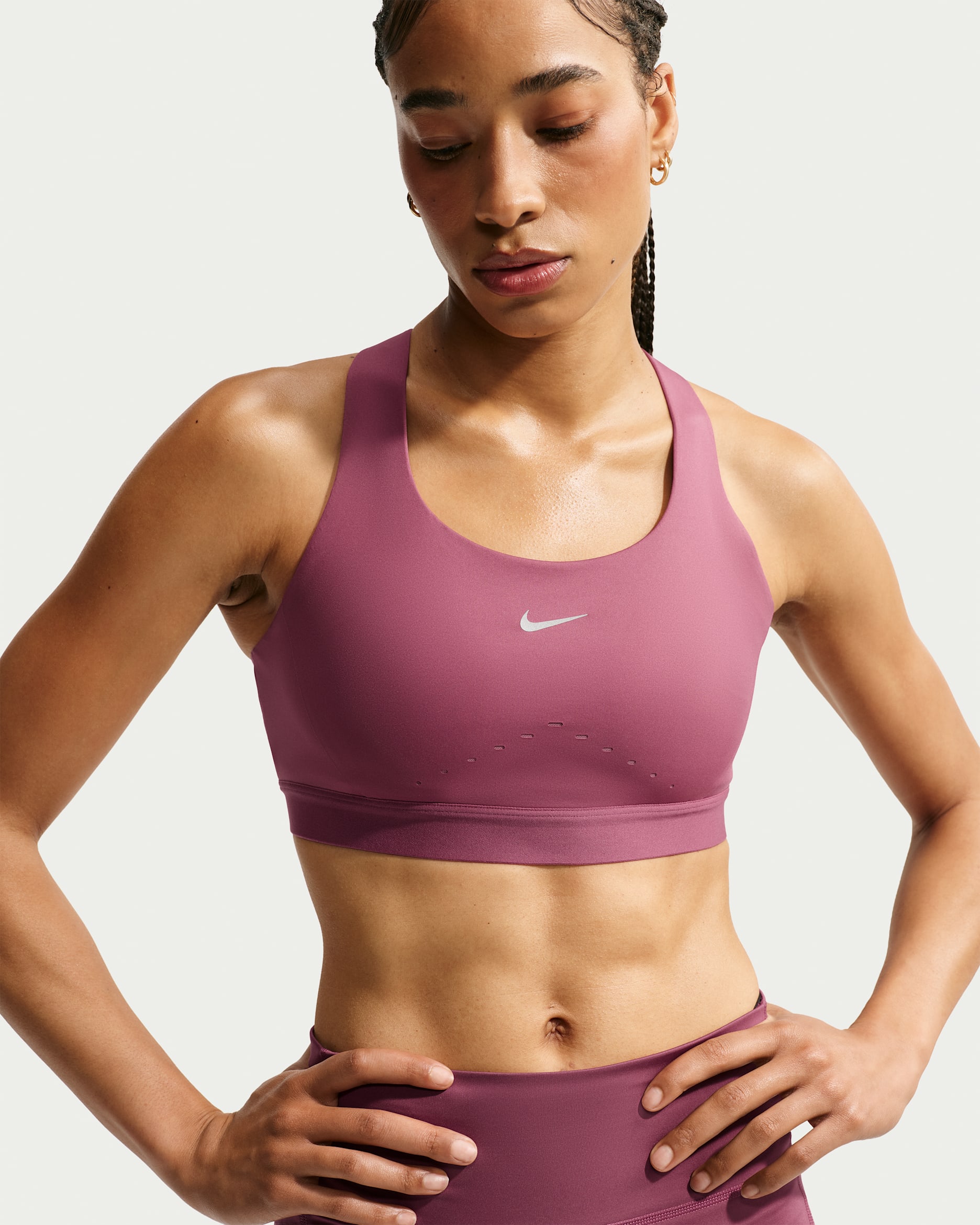 Nike Swift Women's High-Support Lightly Lined Sports Bra - Pink Smoke