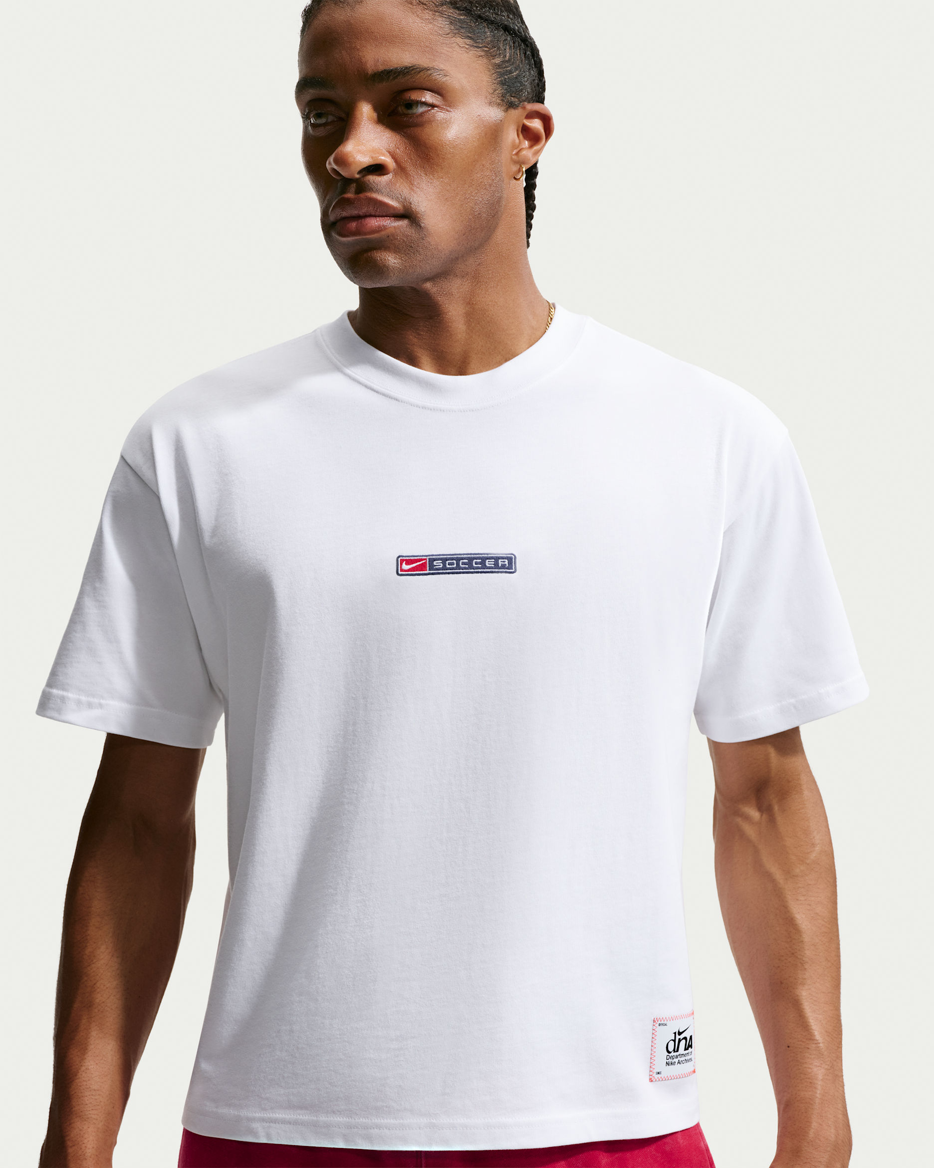 Nike Sportswear Men's T-Shirt - White/Navy/University Red