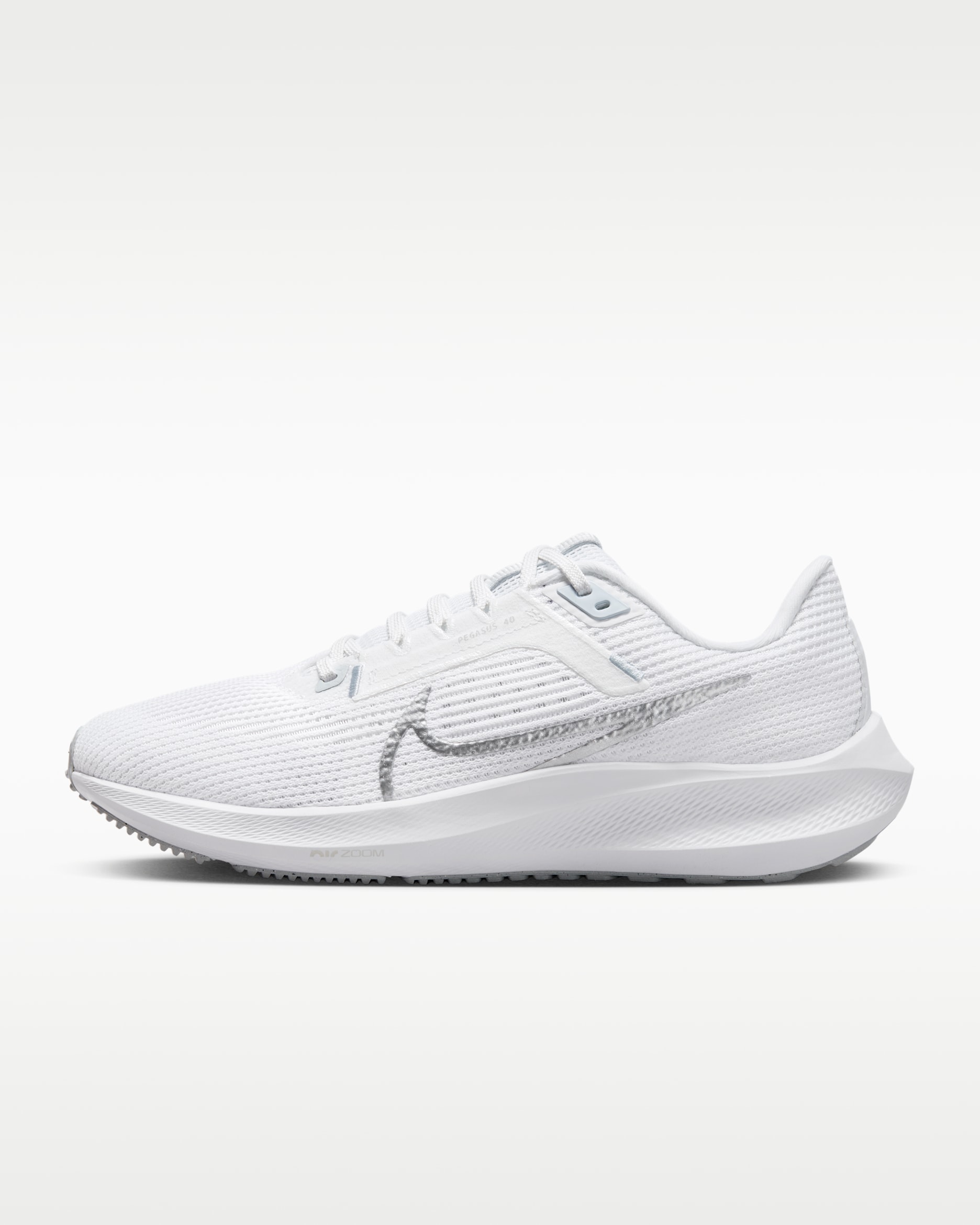 Tenis de correr en pavimento para mujer Nike Pegasus 40 - Blanco/Platino puro/Plata metalizado