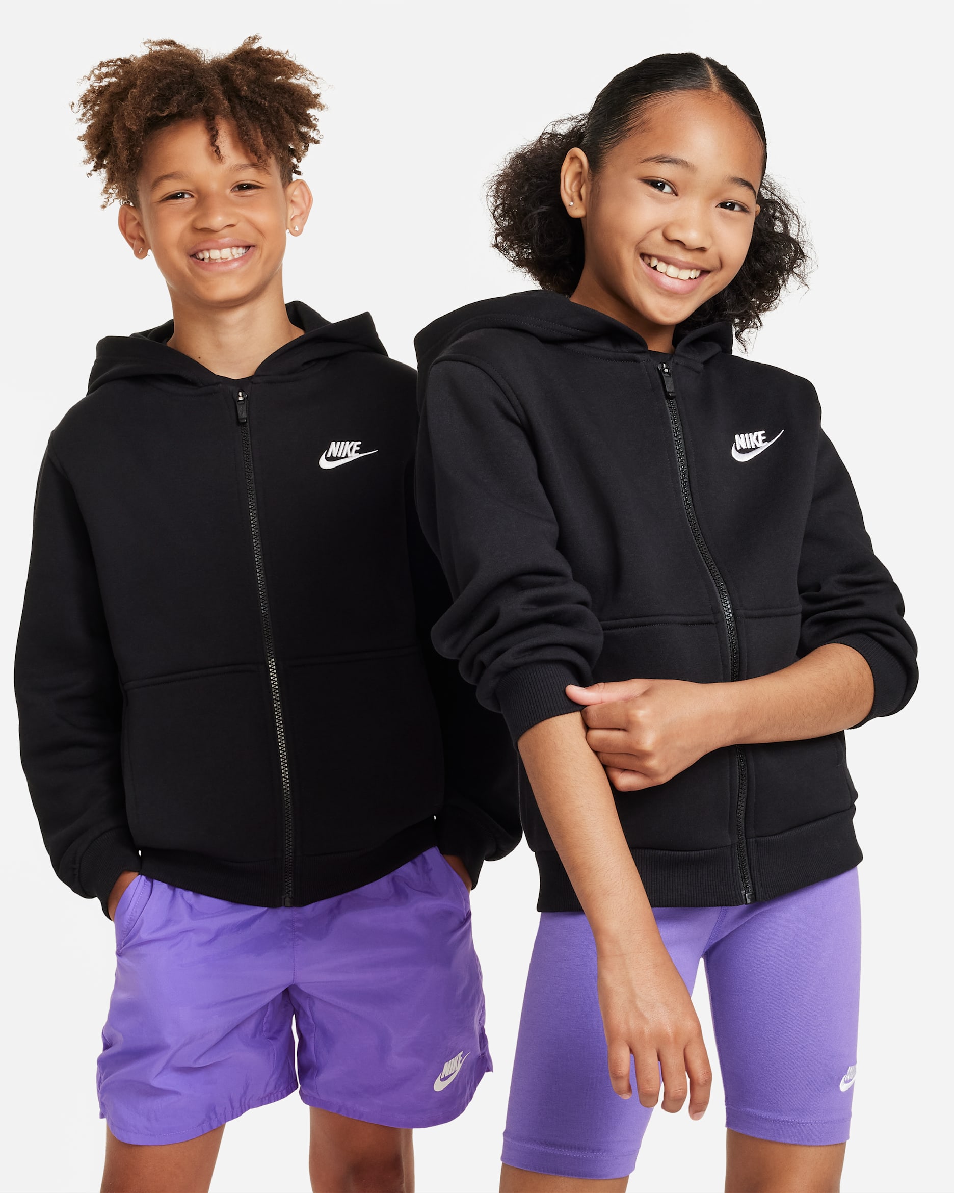 Nike Sportswear Club Fleece Older Kids' Full-Zip Hoodie - Black/White