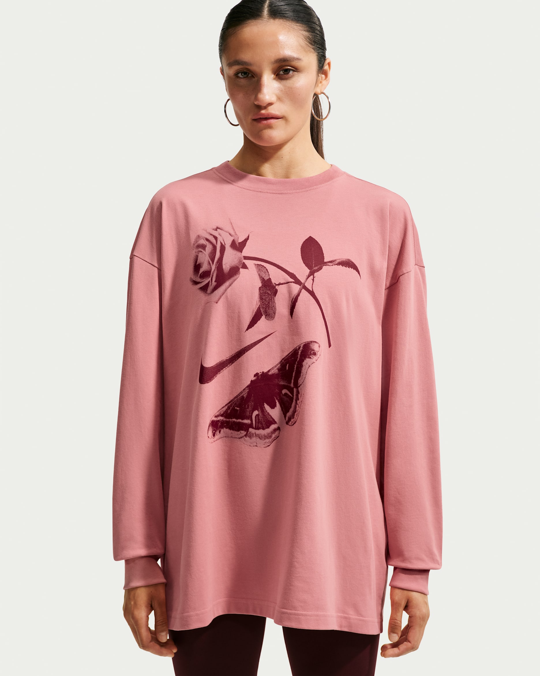Nike Sportswear Women's Oversized Long-Sleeve T-Shirt - Red Stardust