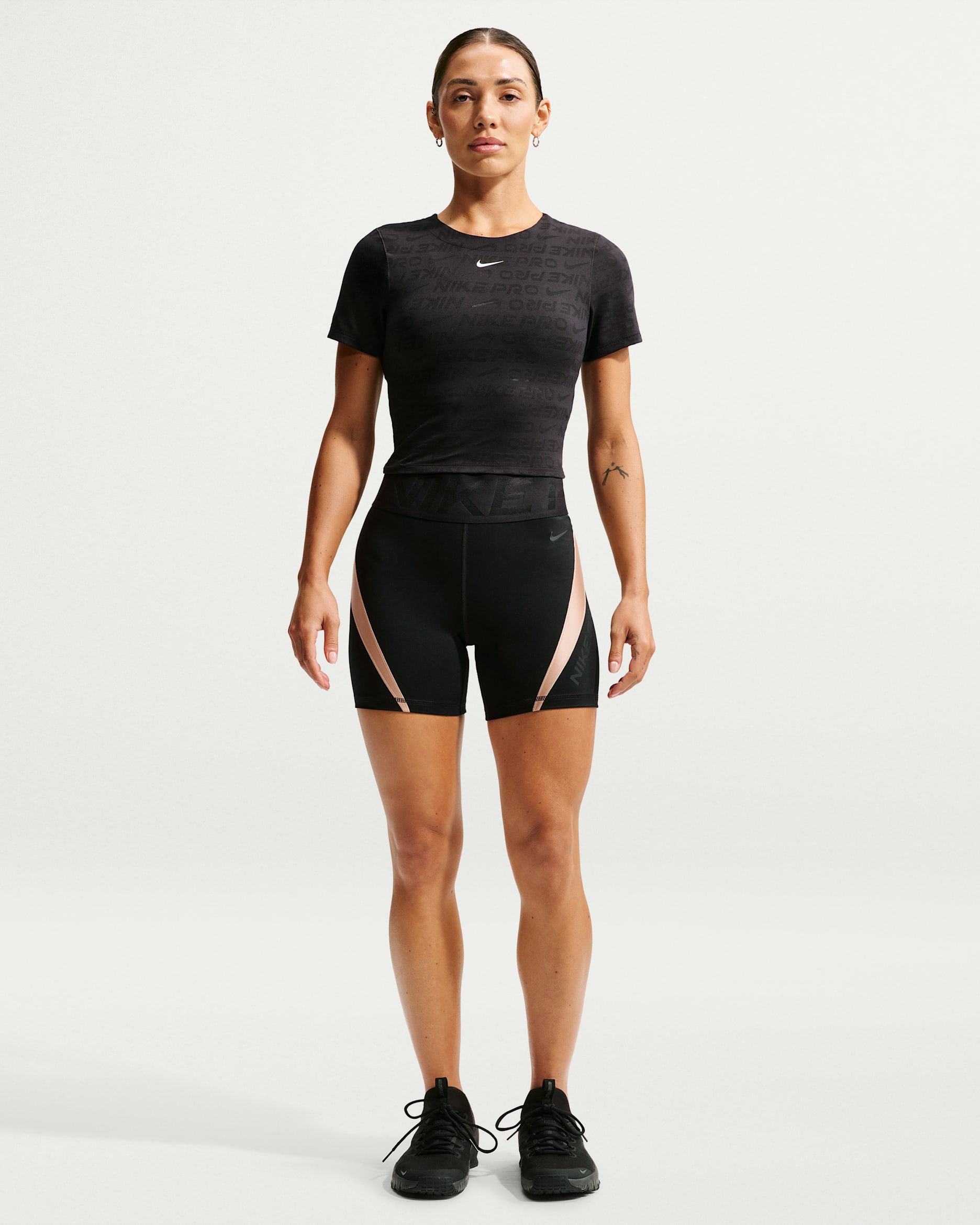 Shorts de ciclismo Dri-FIT de tiro alto de 13 cm para mujer Nike Pro Sculpt - Negro/Lino/Negro/Negro