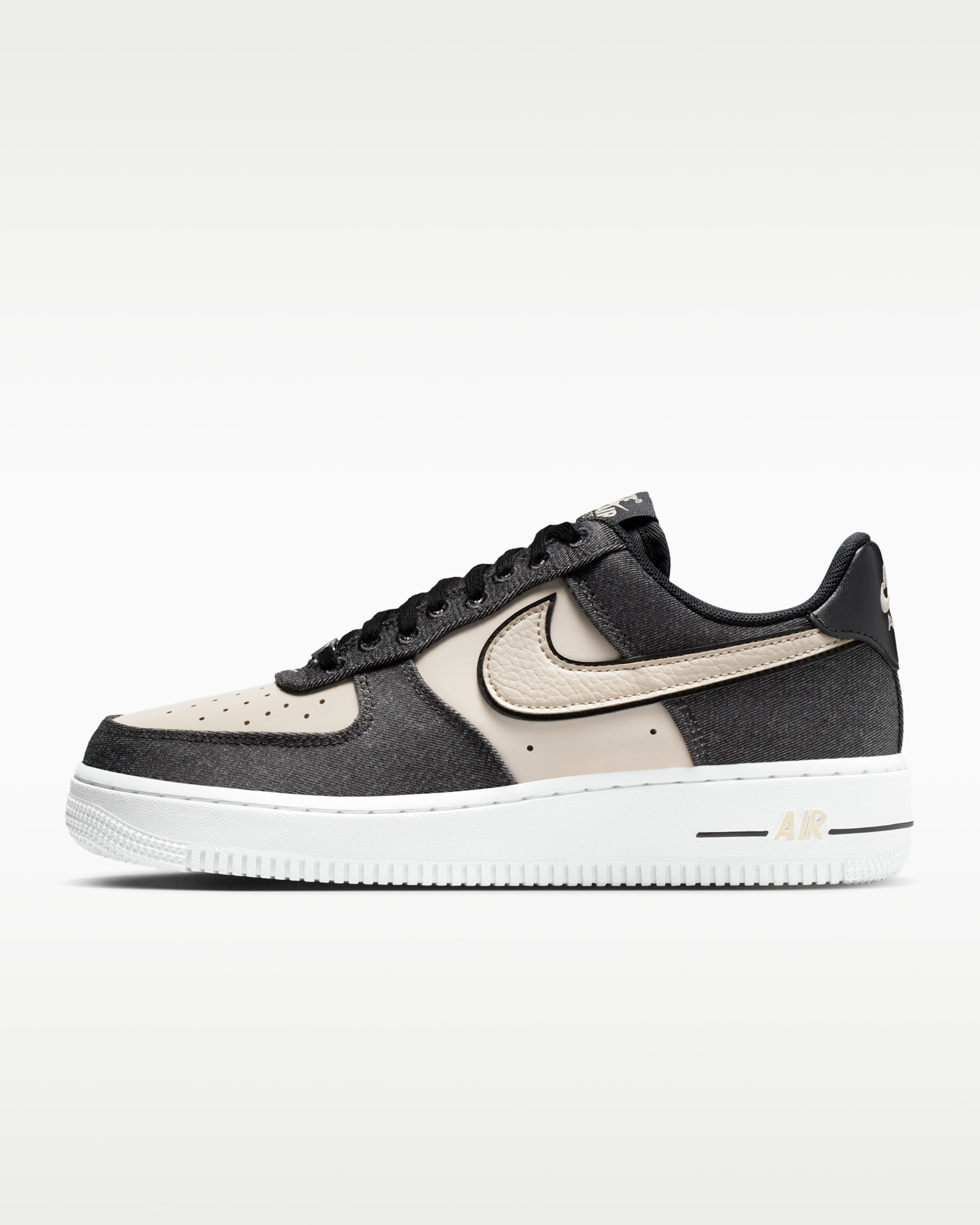 Nike Air Force 1 '07 SE Women's Shoes - Black/White/Metallic Silver/Net