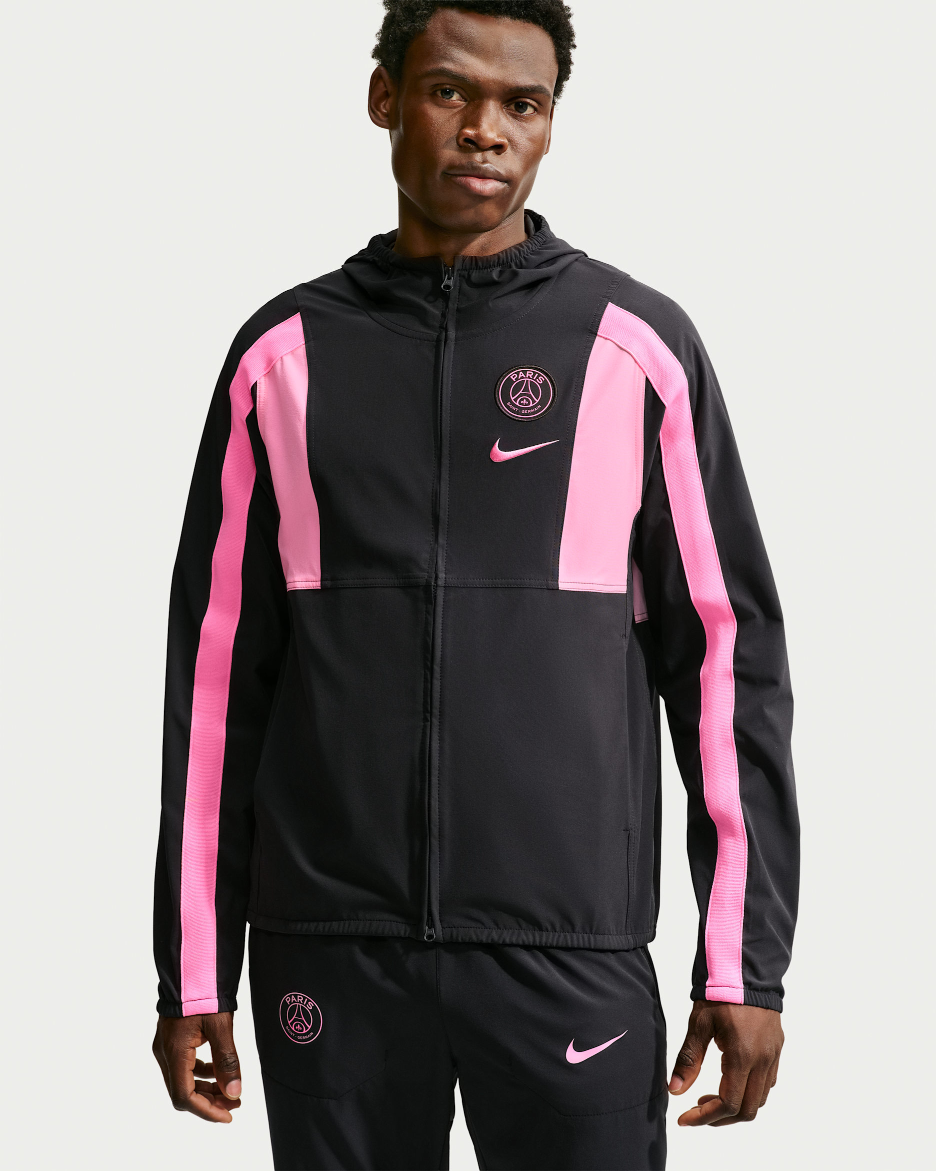 Paris Saint-Germain Energy Men's Nike Football Woven Jacket - Black/Pink Beam/Pink Beam
