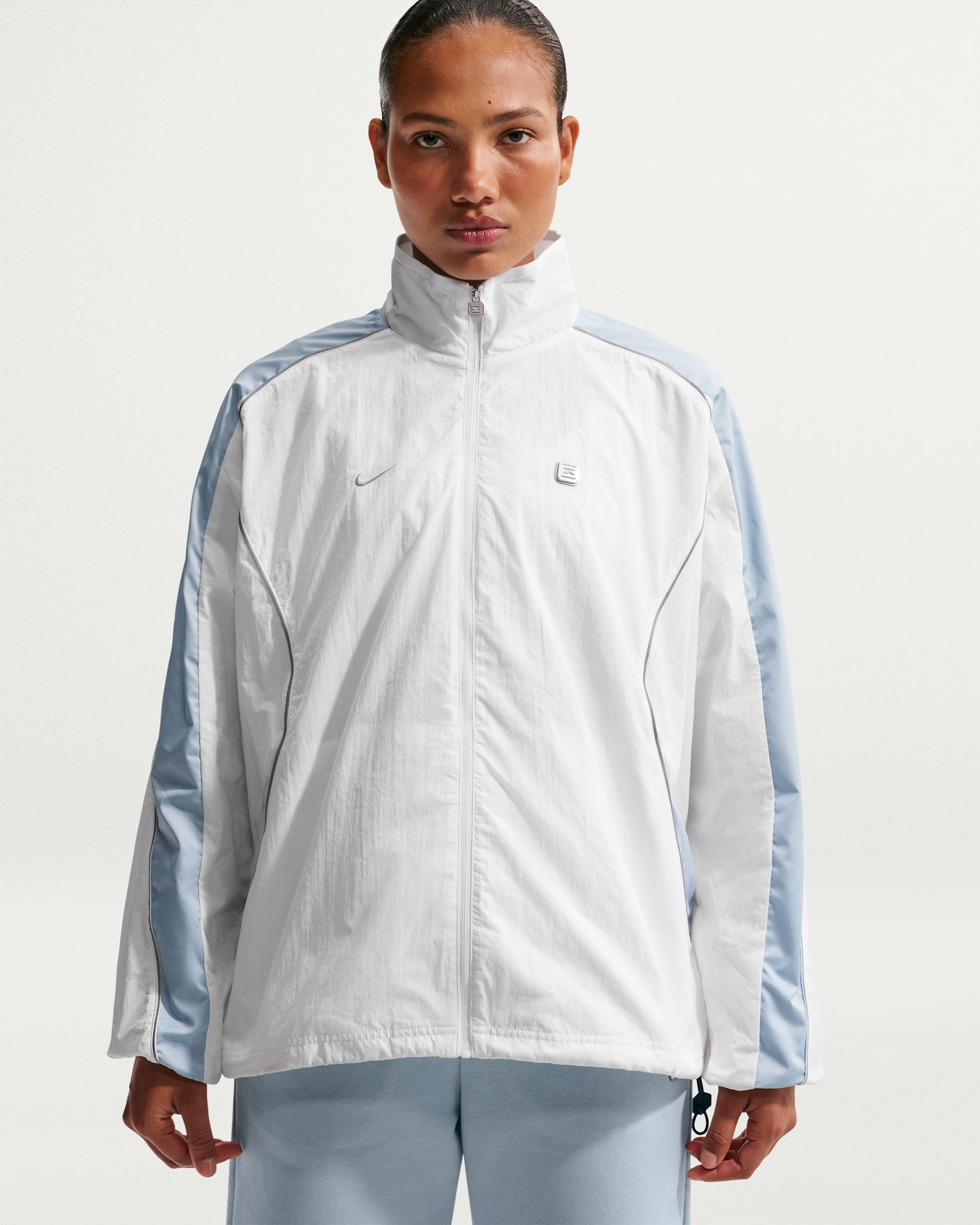 Nike Sportswear Women's Woven Jacket - White/Light Armoury Blue/Light Armoury Blue