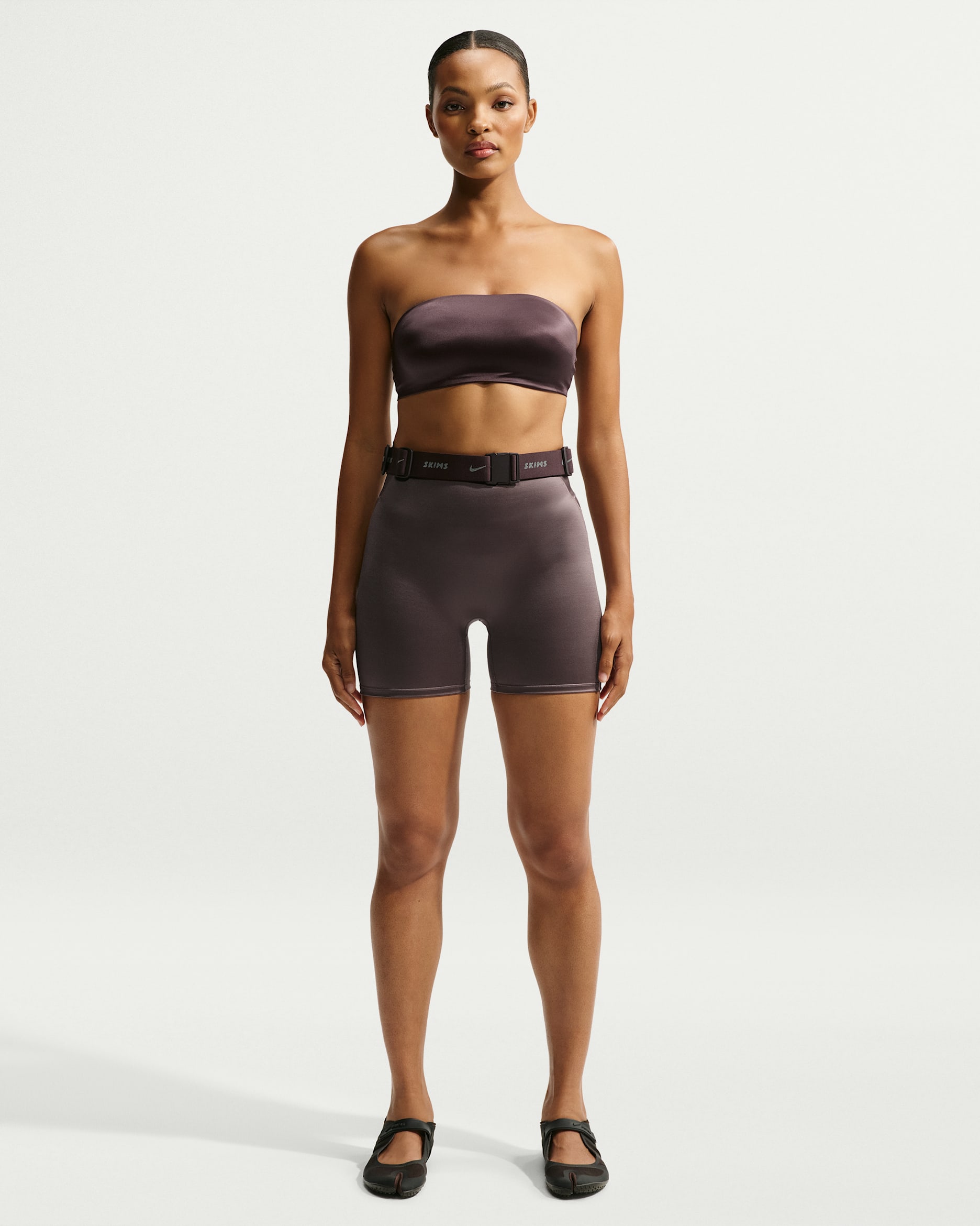 NikeSKIMS Satin Shine Women's High-Waisted 5" Biker Shorts - NSKM Resin