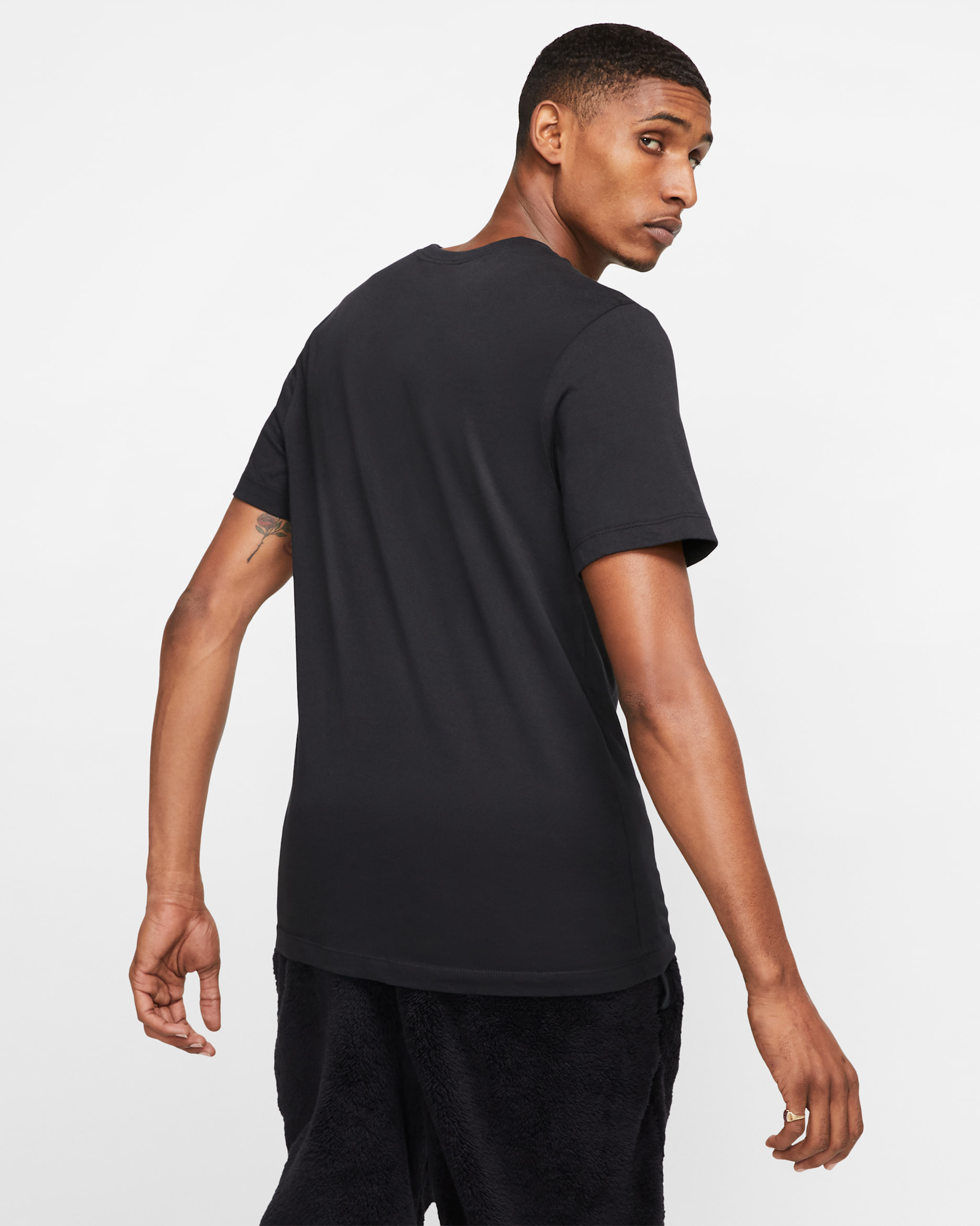 Nike Sportswear Club Men's T-Shirt