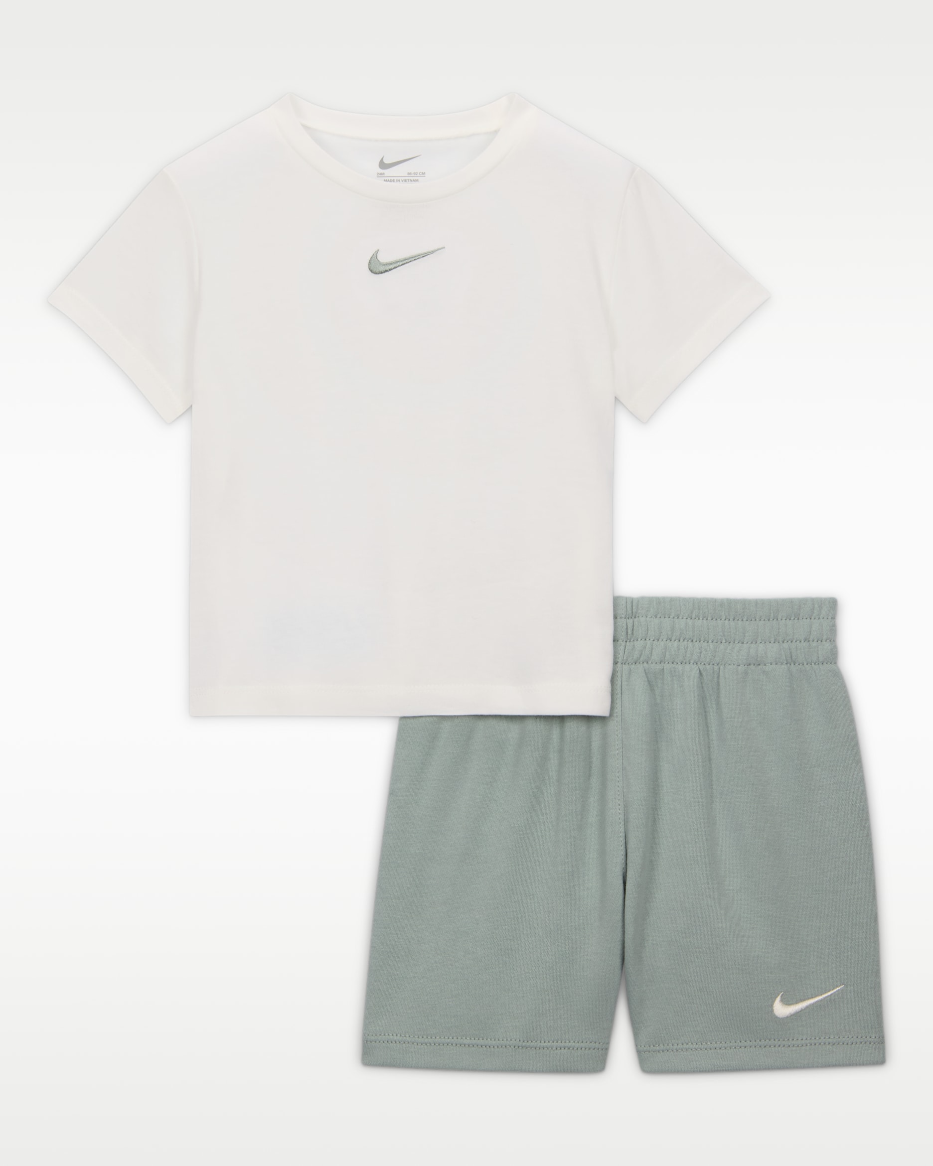 Nike-sæt med T-shirt i jersey og shorts i french terry til babyer - Mica Green
