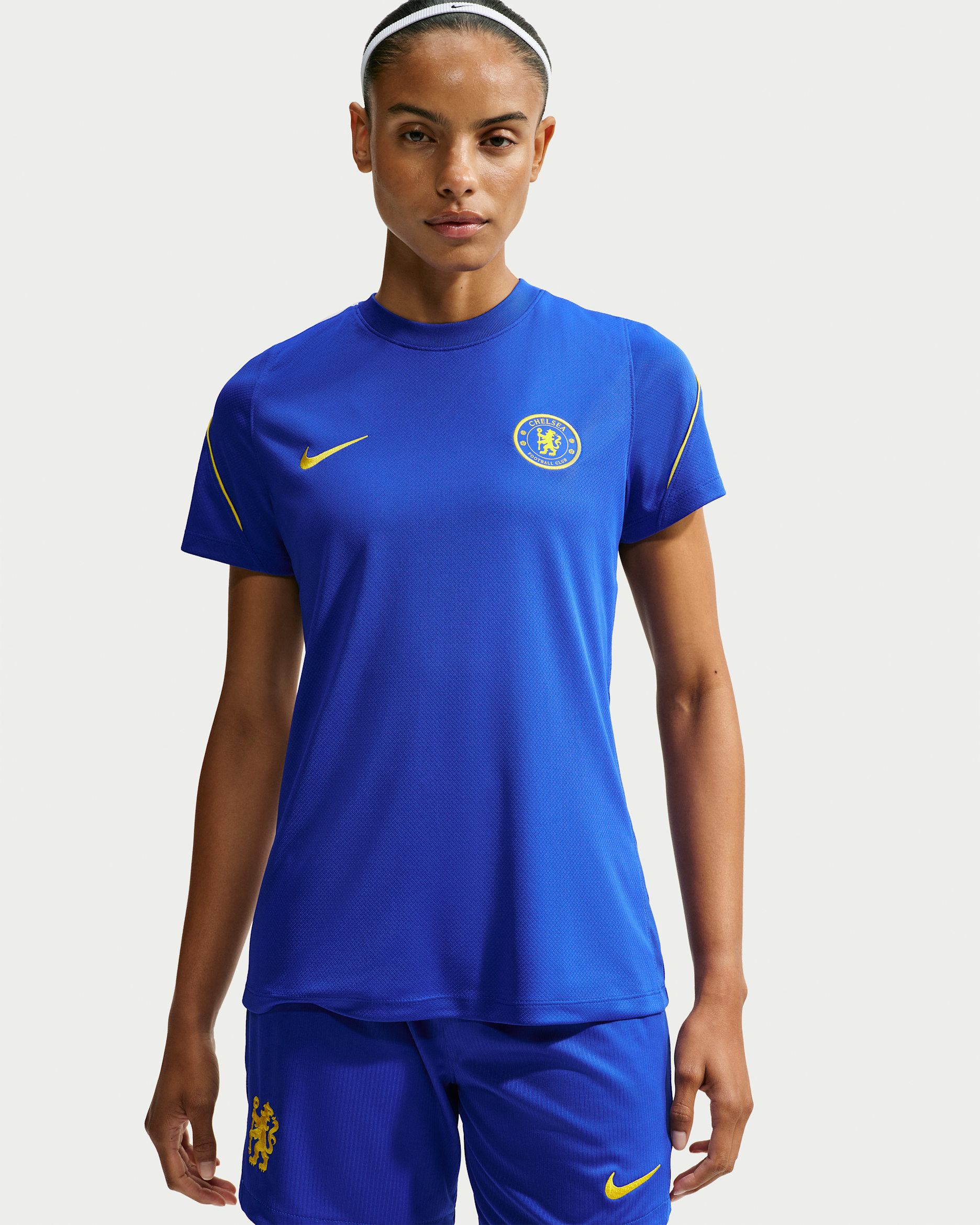 Chelsea FC Strike Nike Soccer Dri-FIT kortermet fotballtrøye til dame - Bright Blue/Midwest Gold/Hvit/Midwest Gold