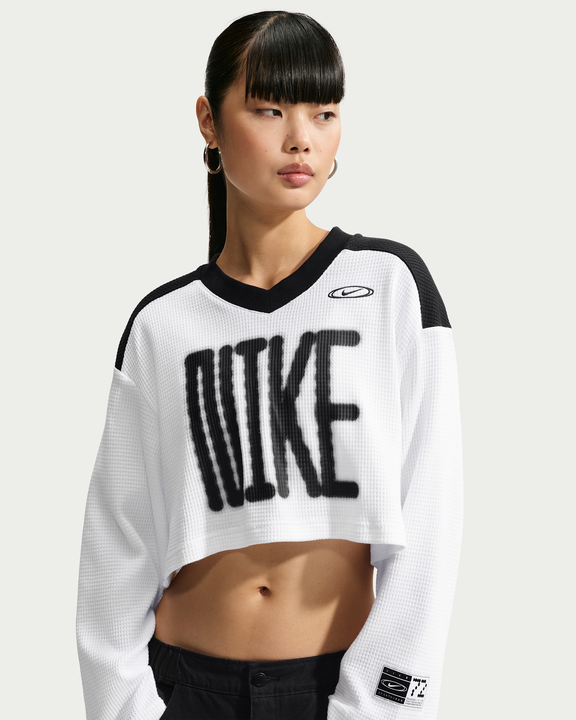 Nike Sportswear Women's Oversized Long-Sleeve Cropped Jersey - White/Black/Black
